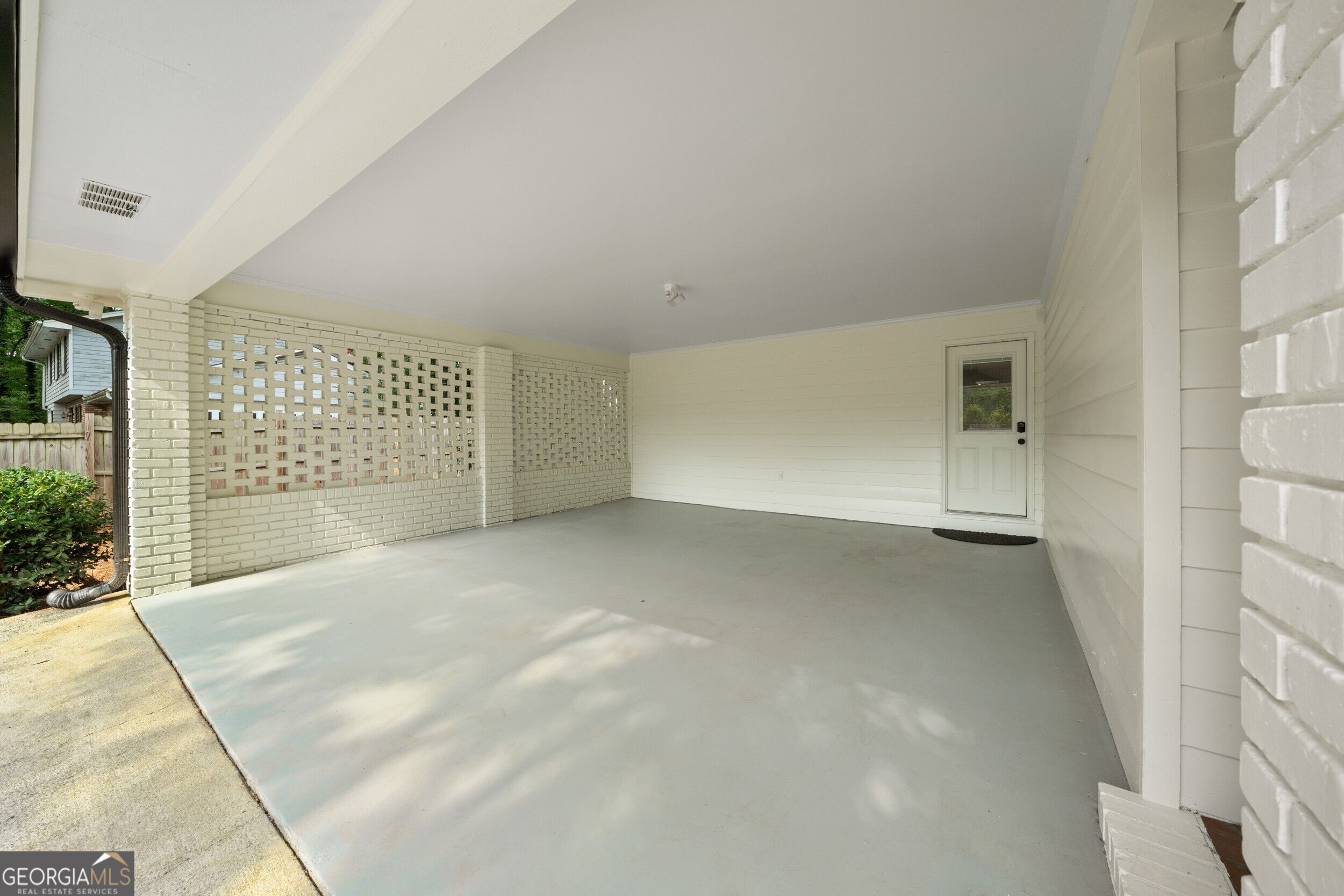 1415 Driftwood Court Property Photo 38