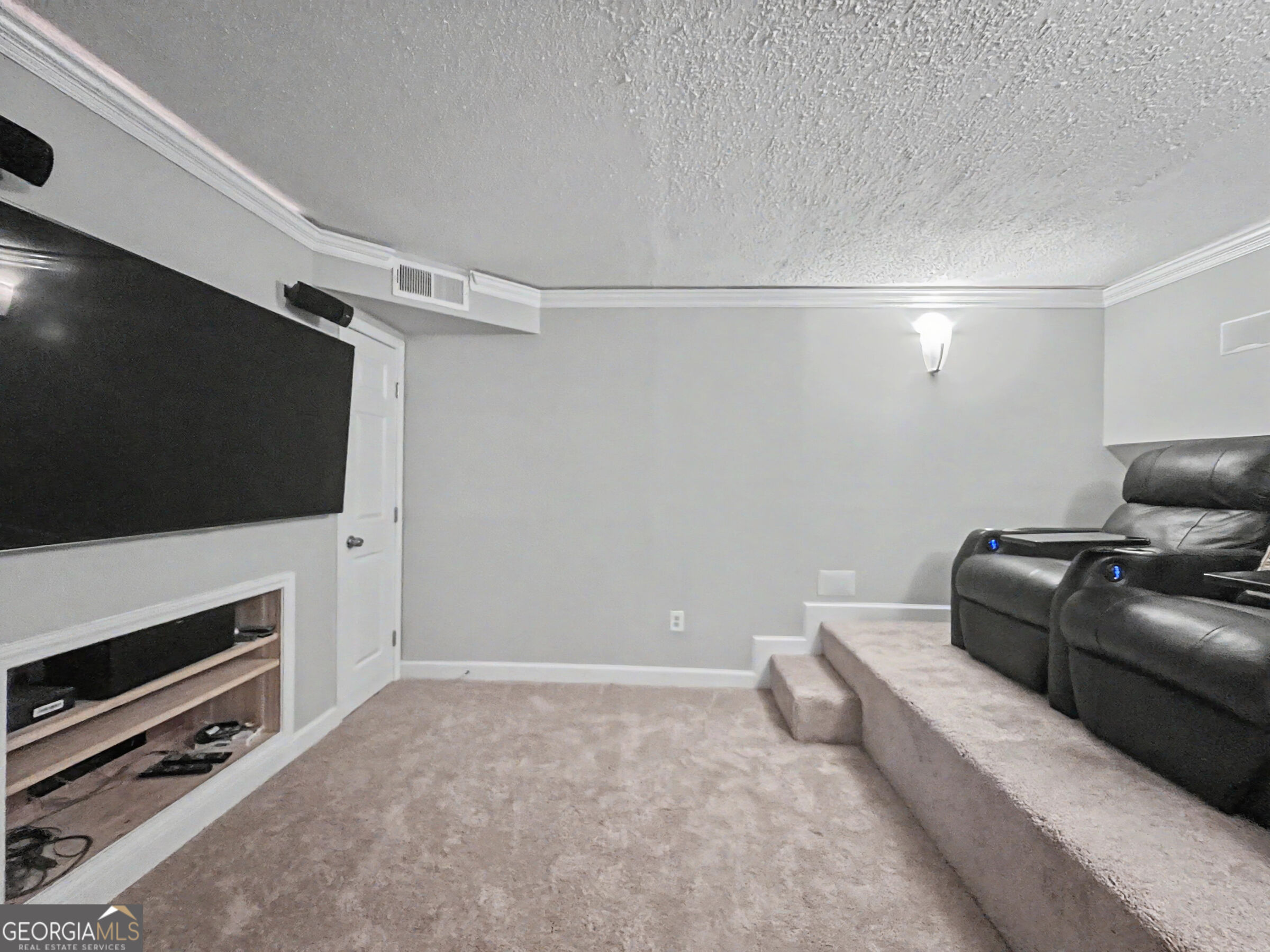 554 Jefferson Walk Circle Property Photo 15