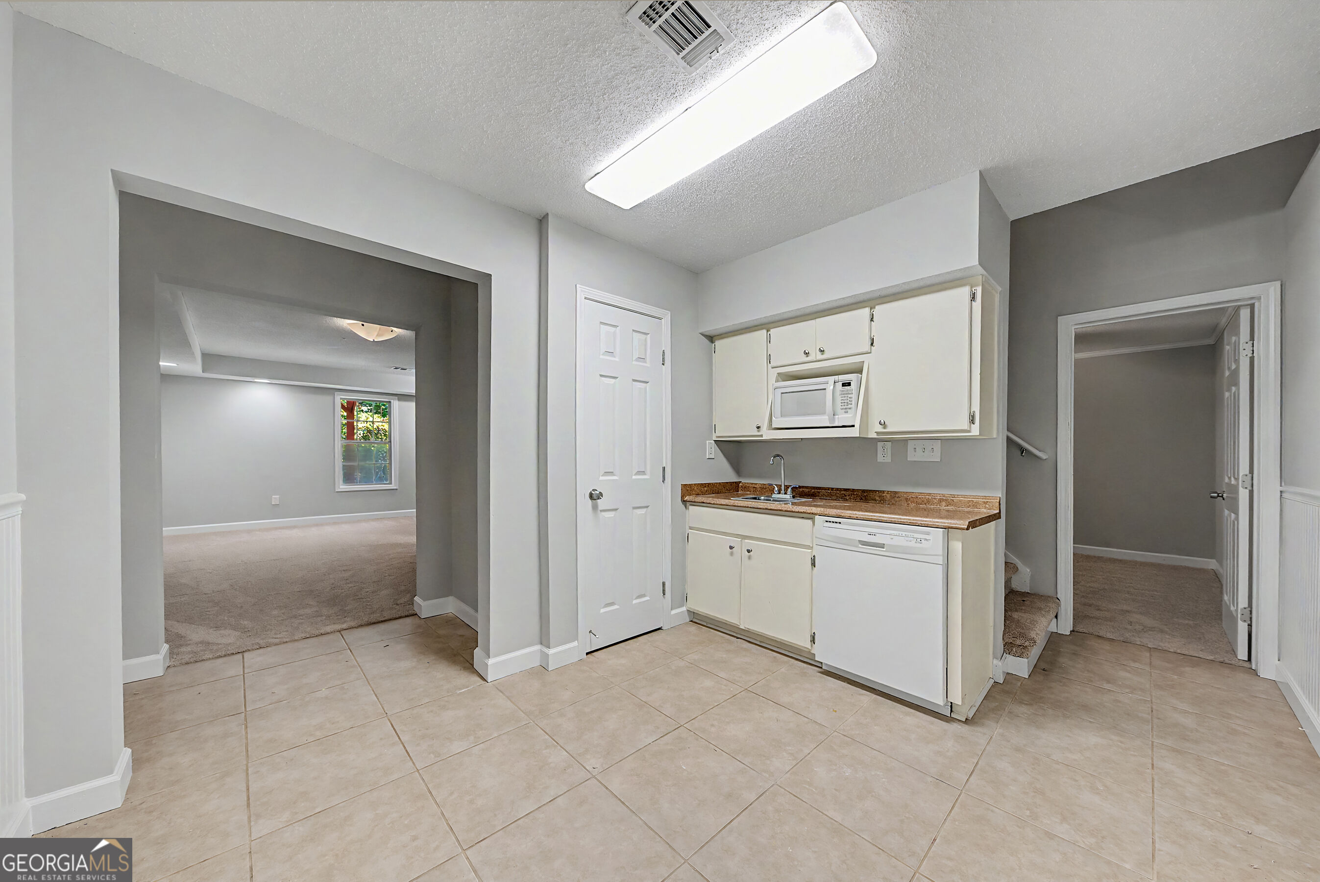 554 Jefferson Walk Circle Property Photo 26