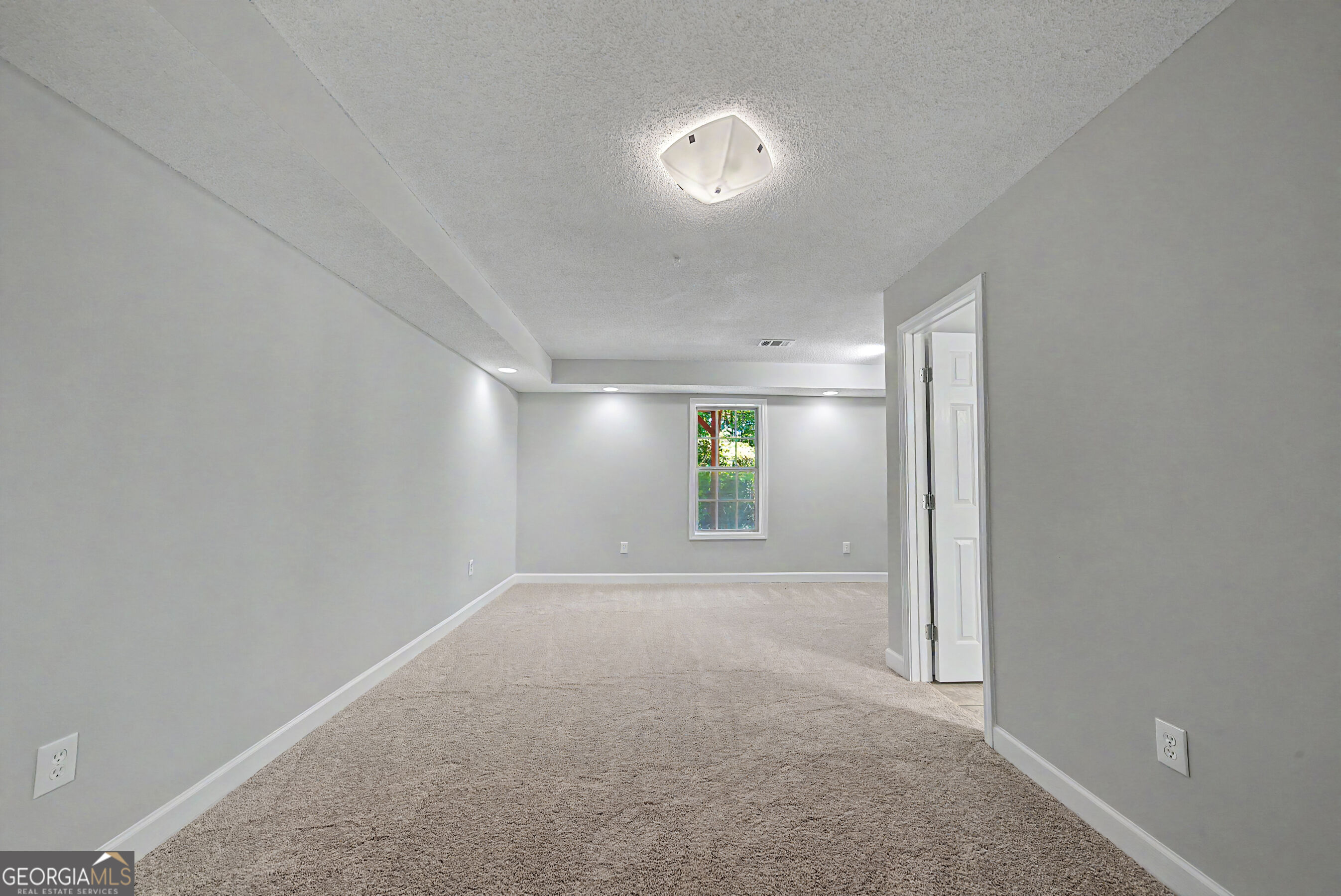 554 Jefferson Walk Circle Property Photo 27