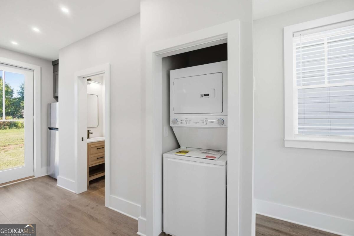 184 W Jarrard Street Unit 3 Property Photo 10