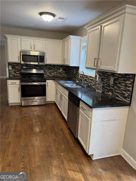 944 Crossing Rock Drive Property Photo 10