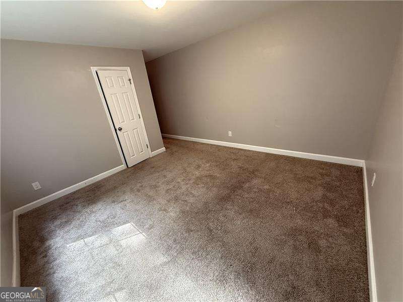 944 Crossing Rock Drive Property Photo 13