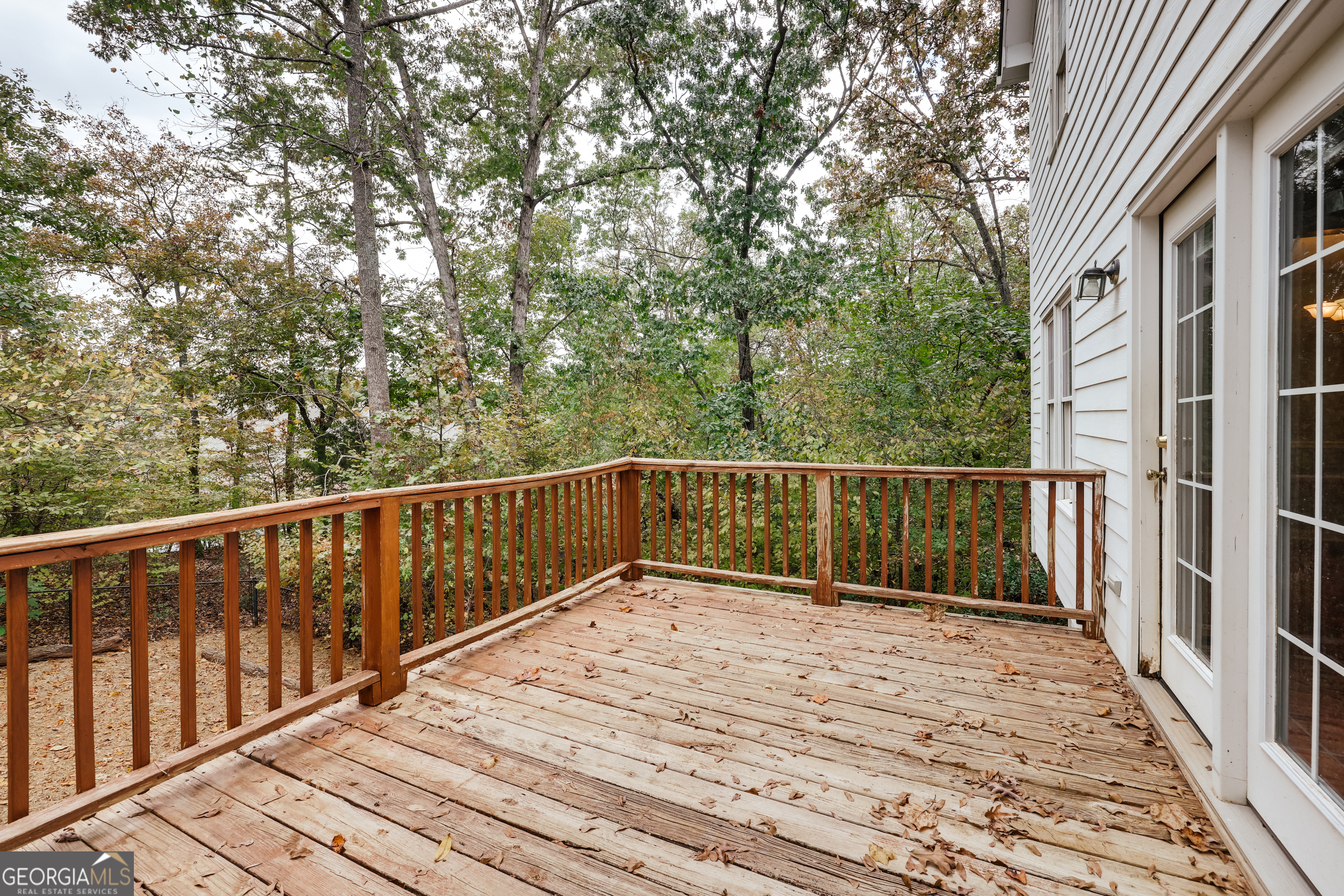 555 Snapfinger Drive Property Photo 45
