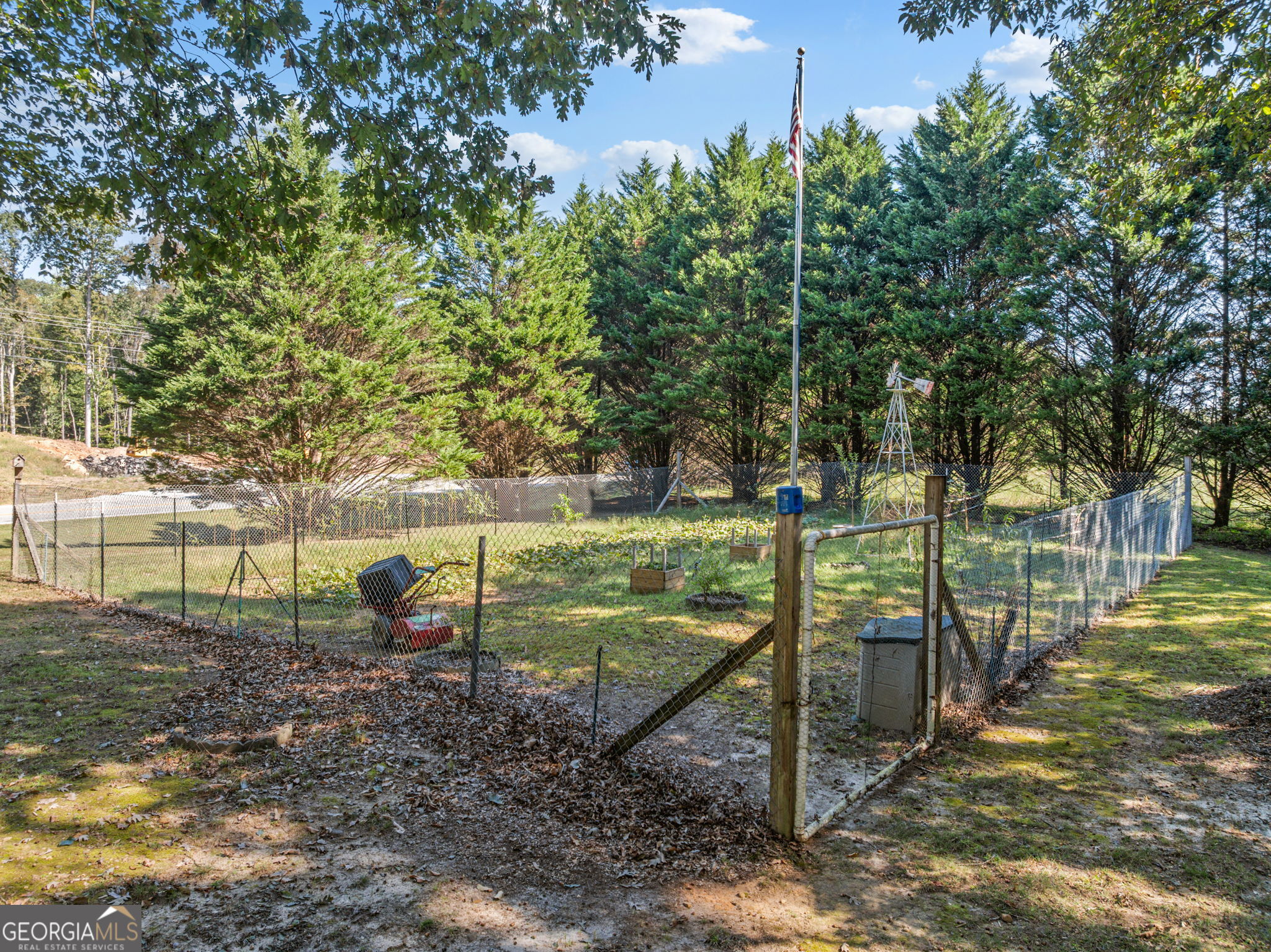 296 Highway 115 Property Photo 5