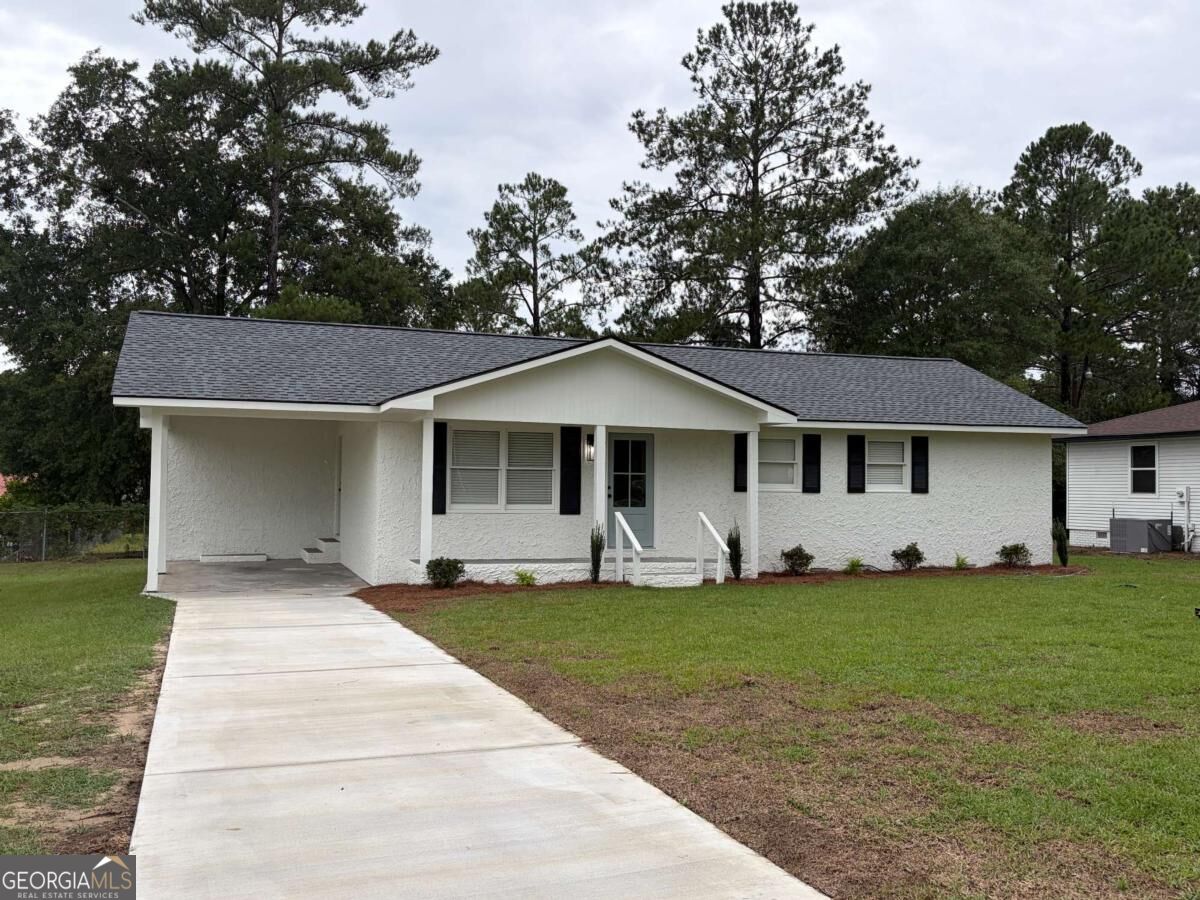 1320 Newton Drive Property Photo 2