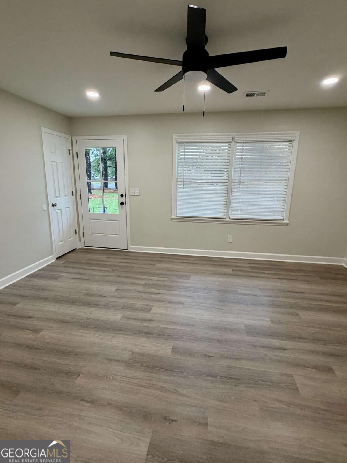 1320 Newton Drive Property Photo 8