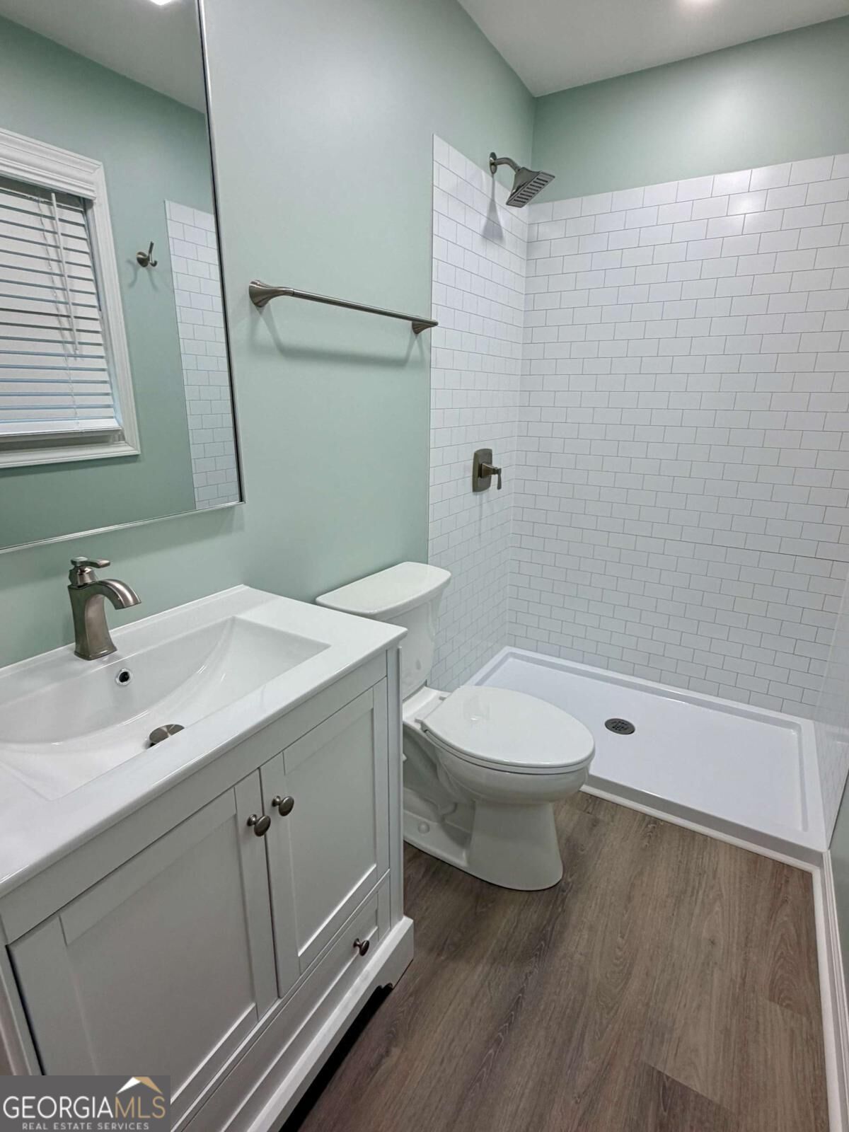 1320 Newton Drive Property Photo 17