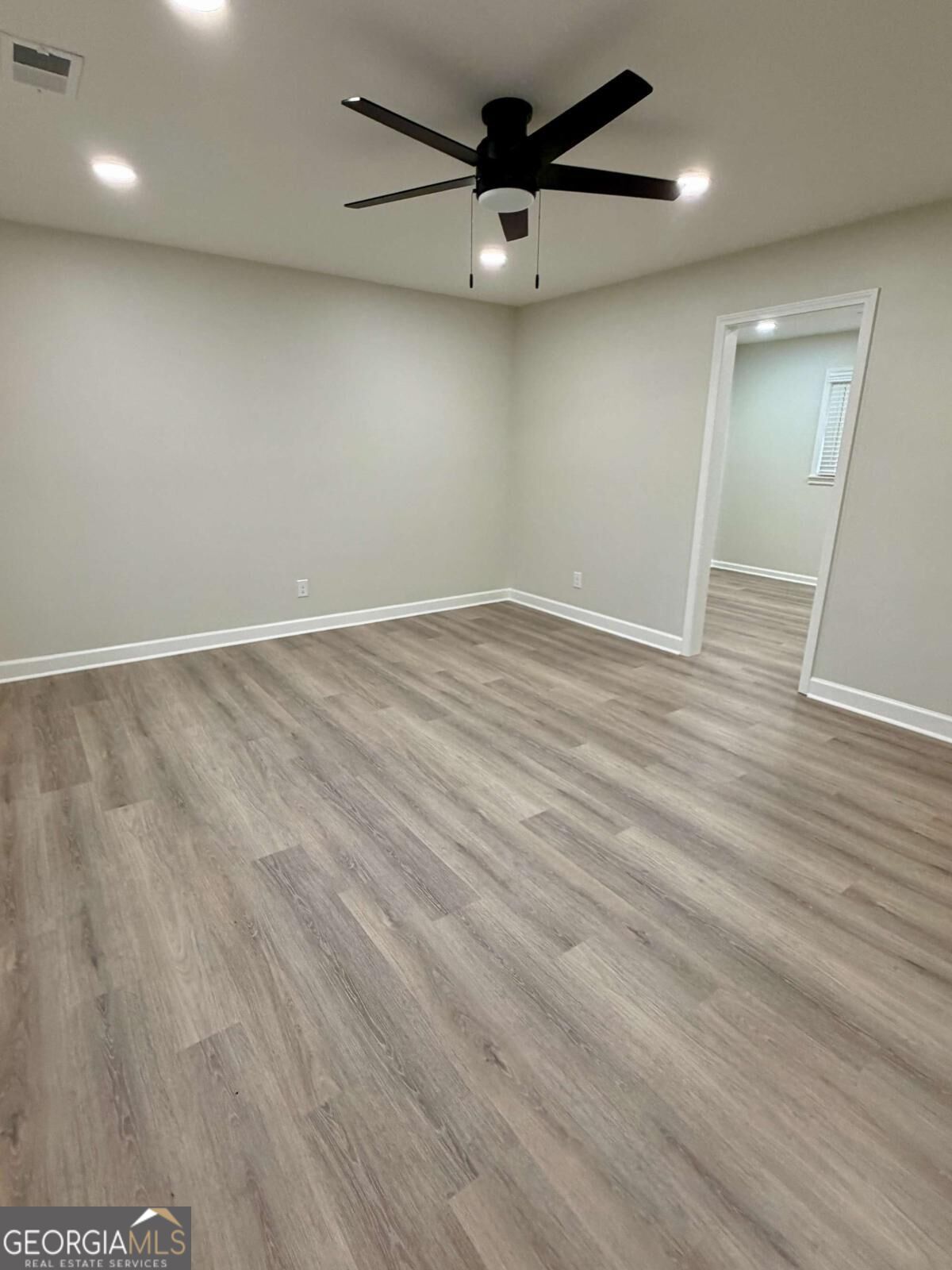 1320 Newton Drive Property Photo 20