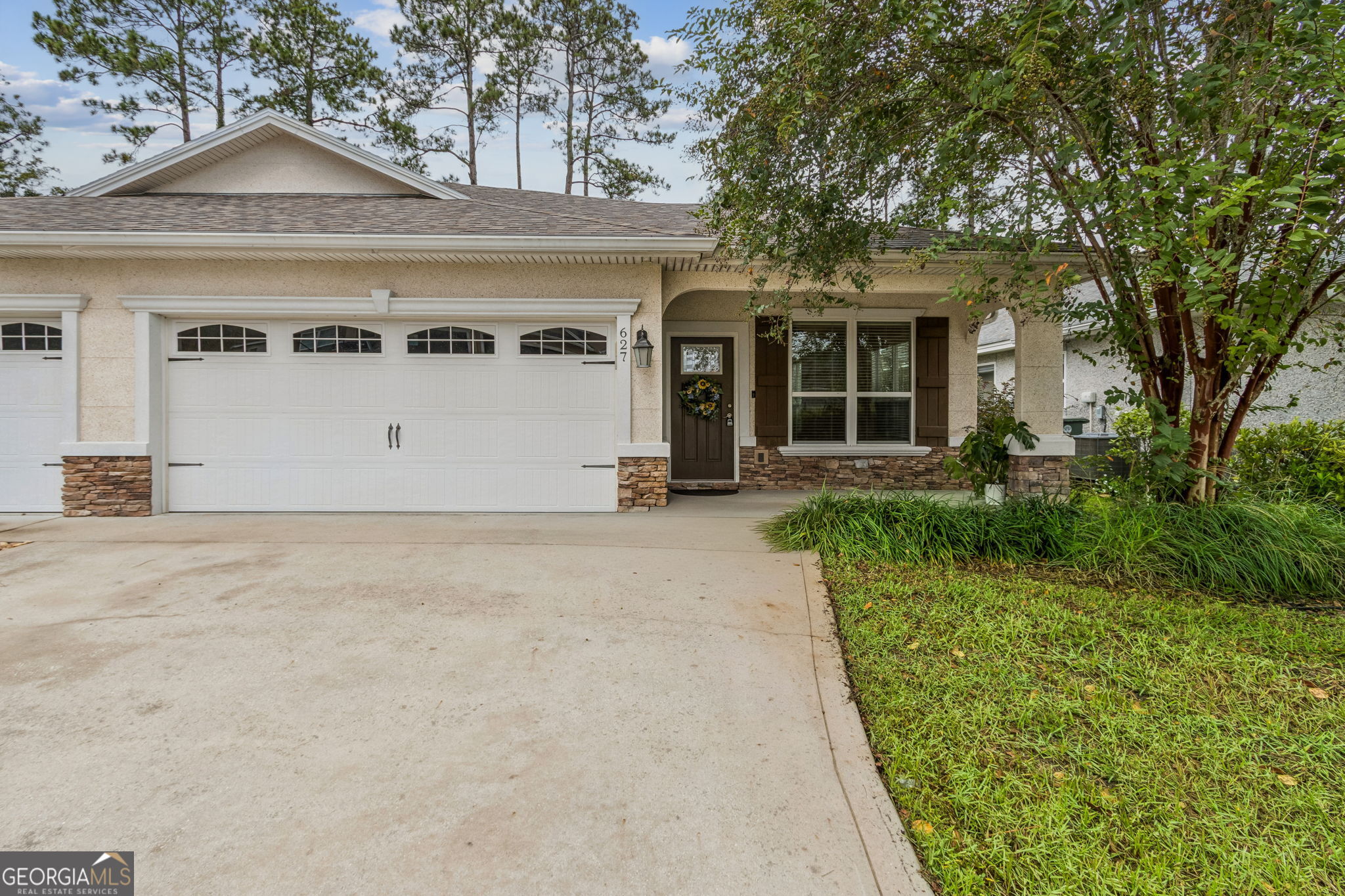627 Eagle Boulevard Property Photo 5