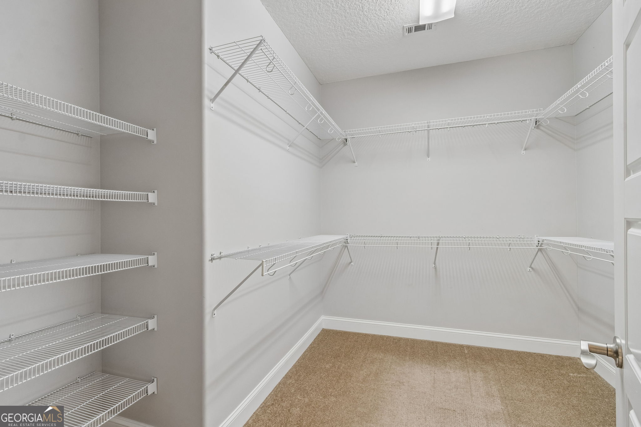 627 Eagle Boulevard Property Photo 28