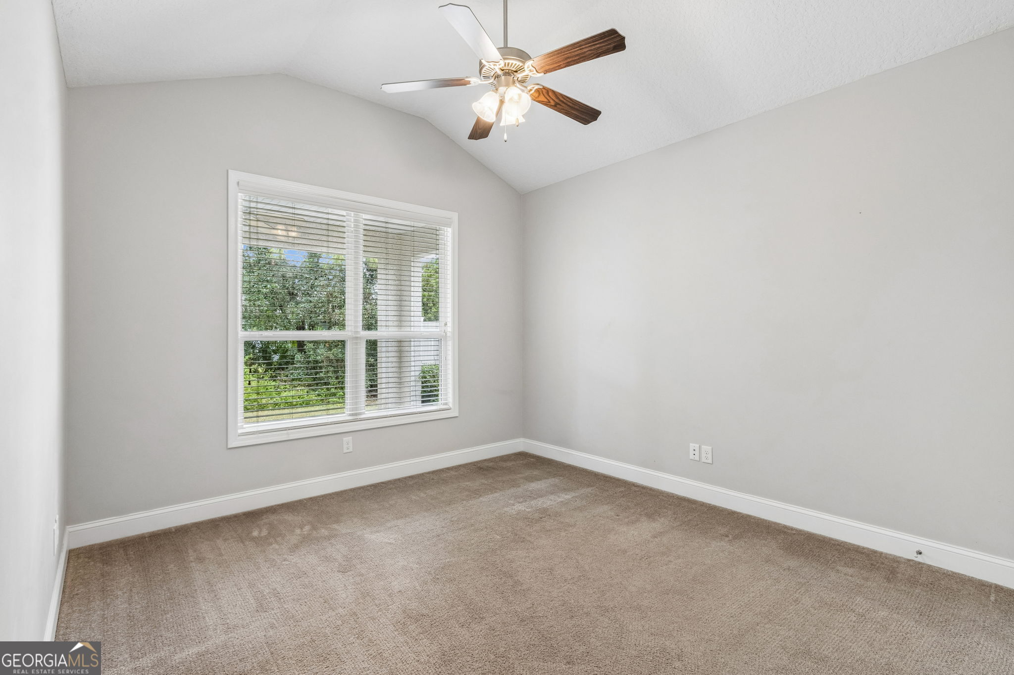 627 Eagle Boulevard Property Photo 29