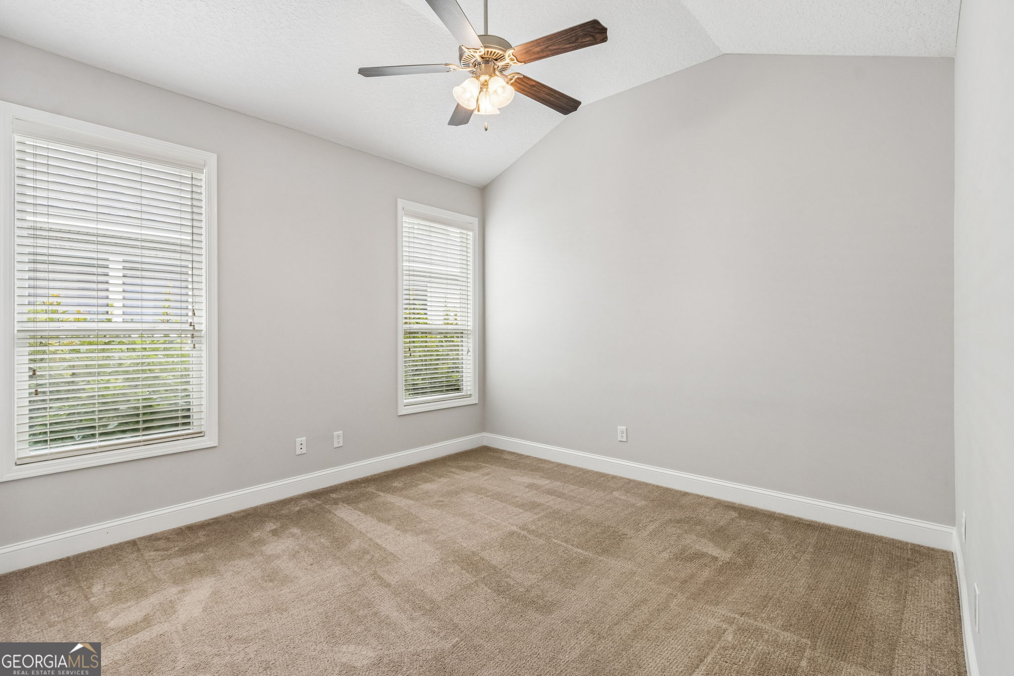 627 Eagle Boulevard Property Photo 32