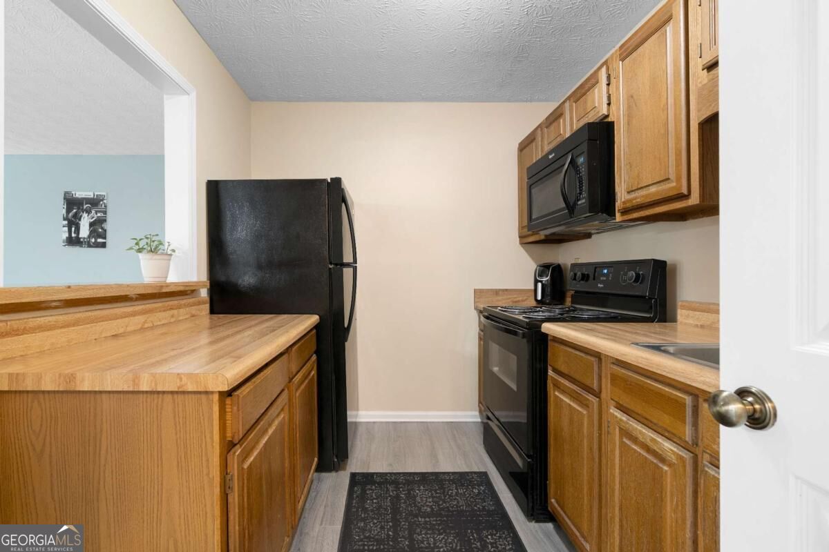 5077 Woodridge Way Property Photo 15