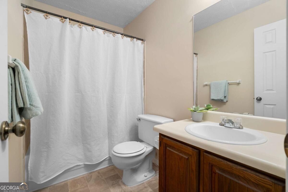 5077 Woodridge Way Property Photo 20