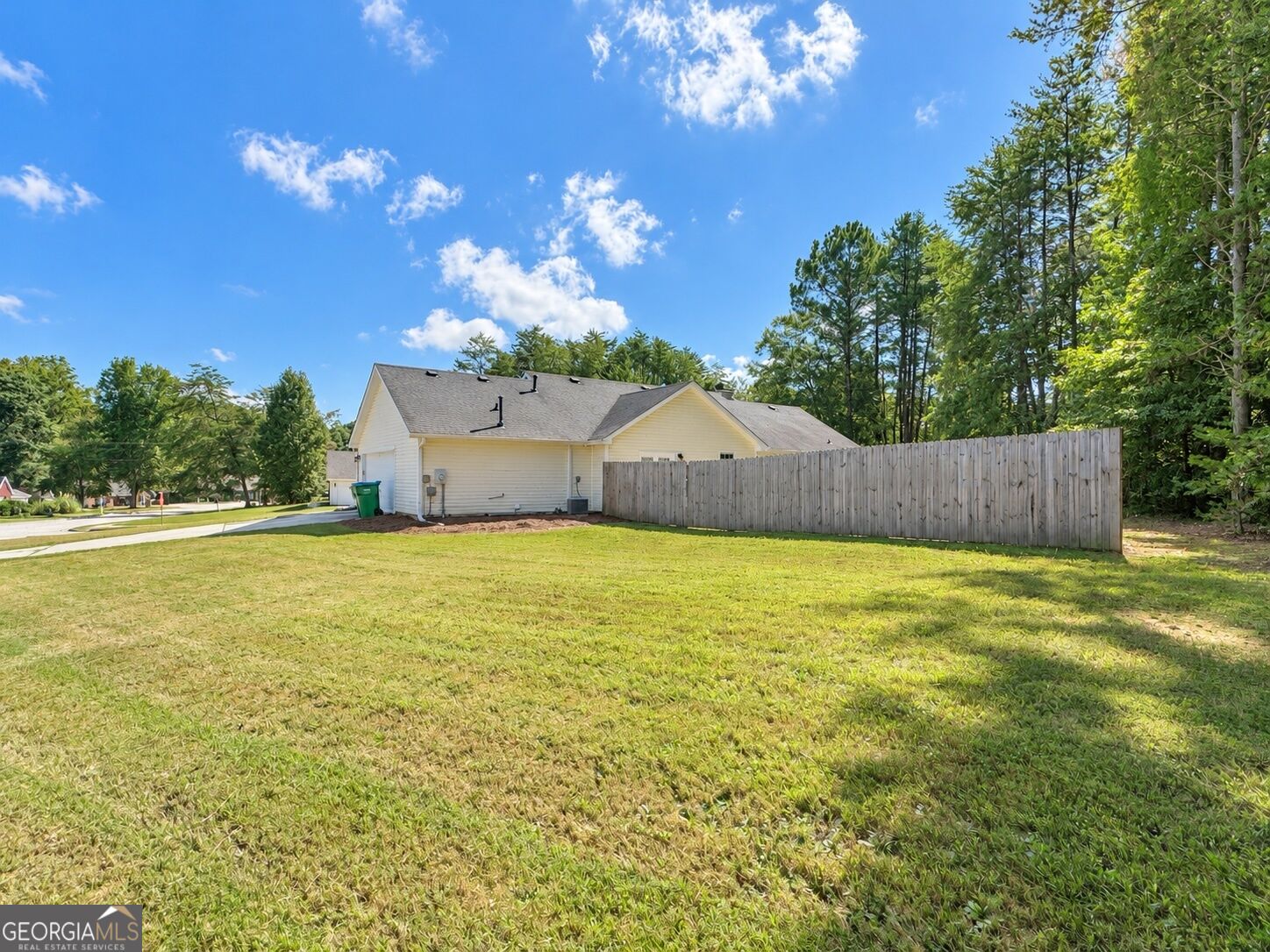 302 Lacebark Lane Property Photo 19