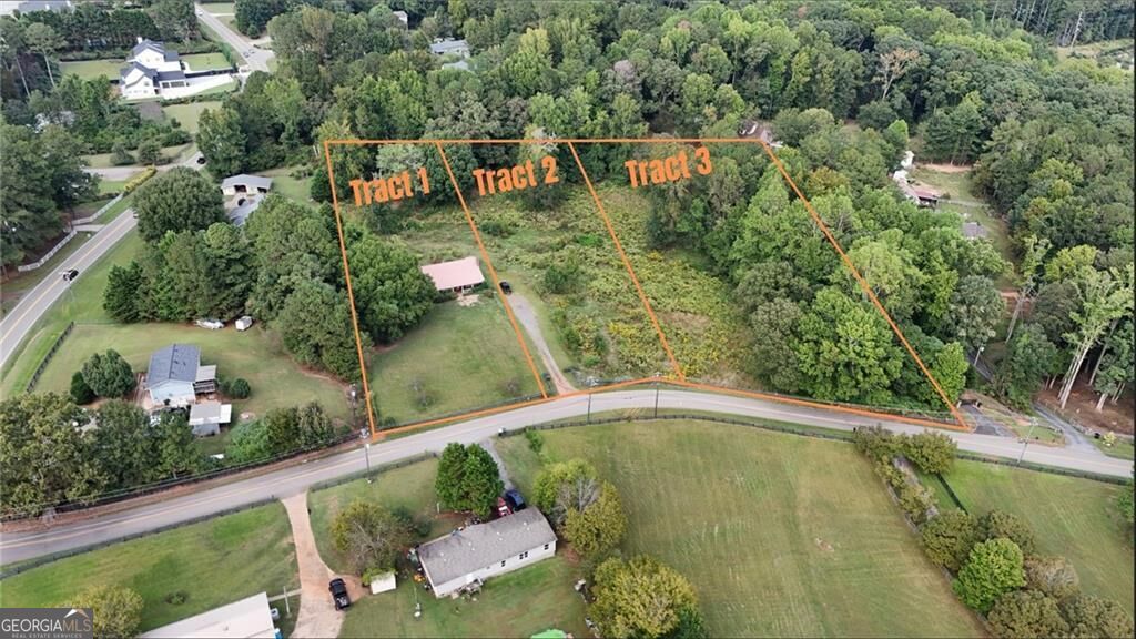 7582 Bates Drive Property Photo 3