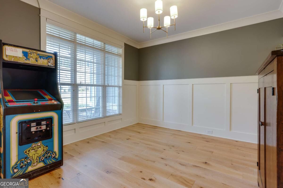 1554 Morningside Way Property Photo 7