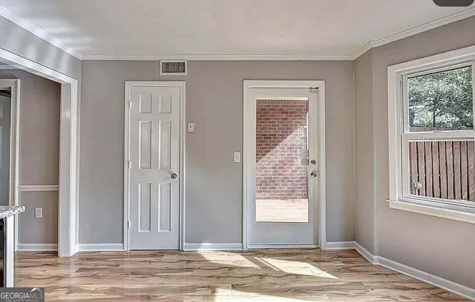 871 Lenox Oaks Circle Ne Property Photo 4