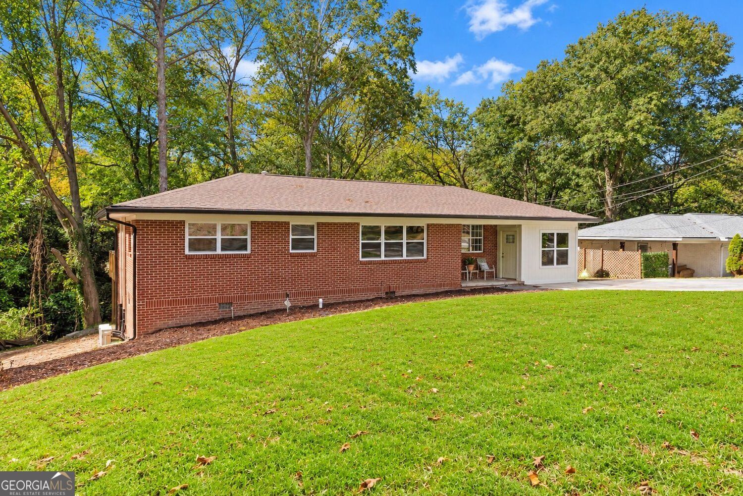 411 Christopher Drive Property Photo 2