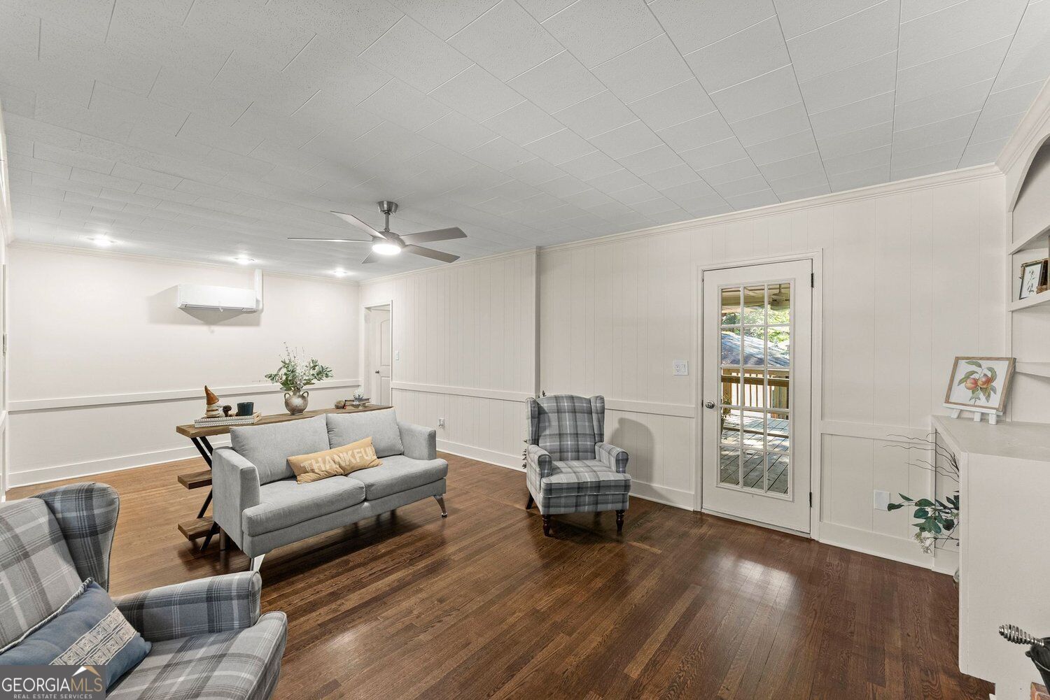 411 Christopher Drive Property Photo 12