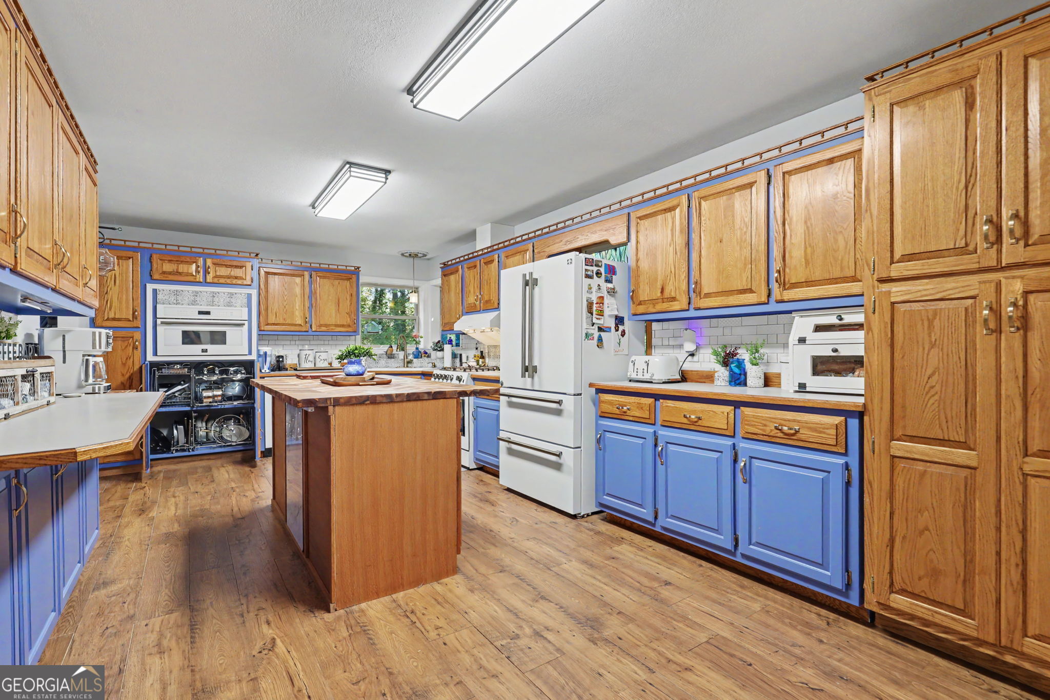 87 Theodore Street Property Photo 10