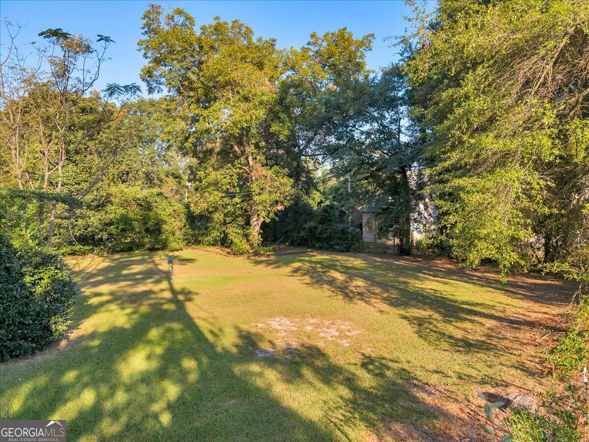 412 S 3rd Street Property Photo 11