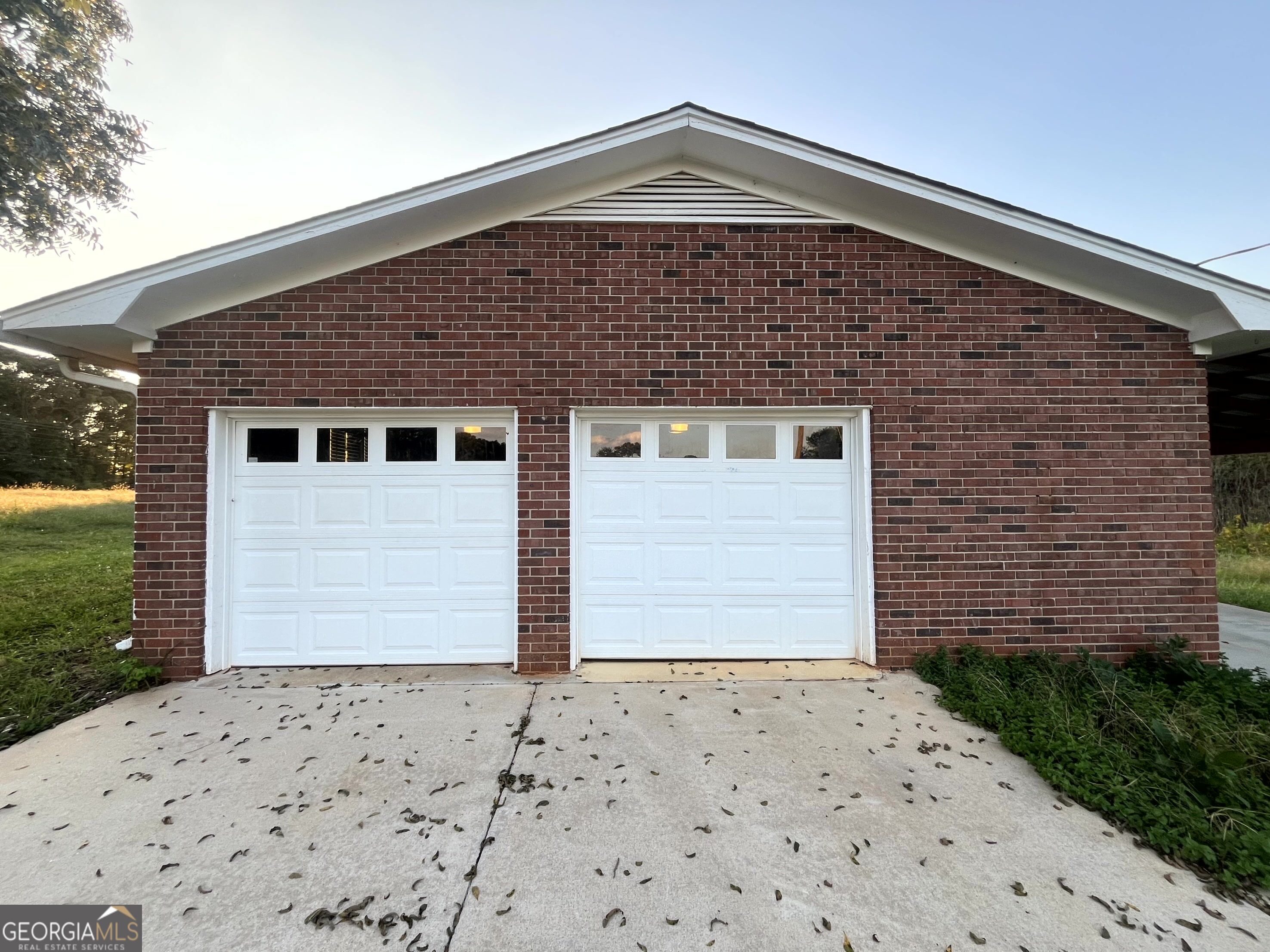 8750 Sandy Cross Road Property Photo 7