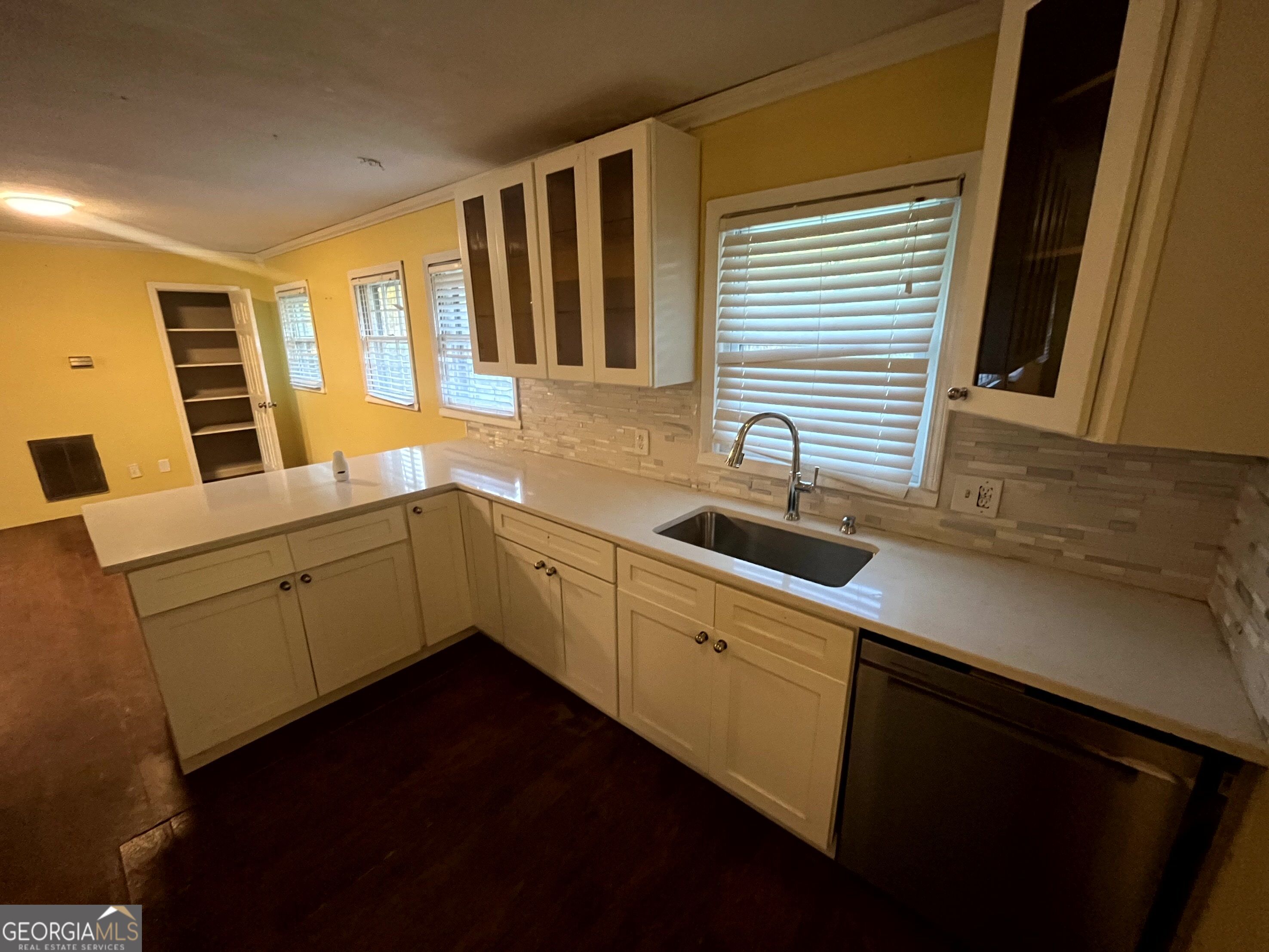 8750 Sandy Cross Road Property Photo 13