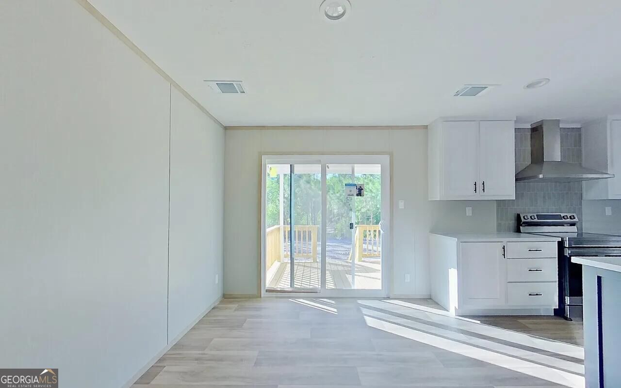 207 Johnny B Street Property Photo 10