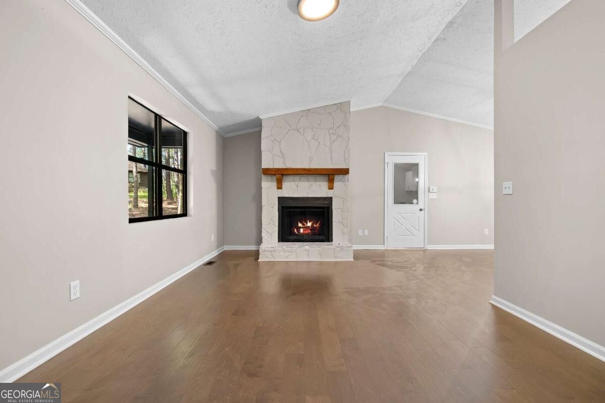 4006 Lake Acworth Drive Nw Property Photo 4