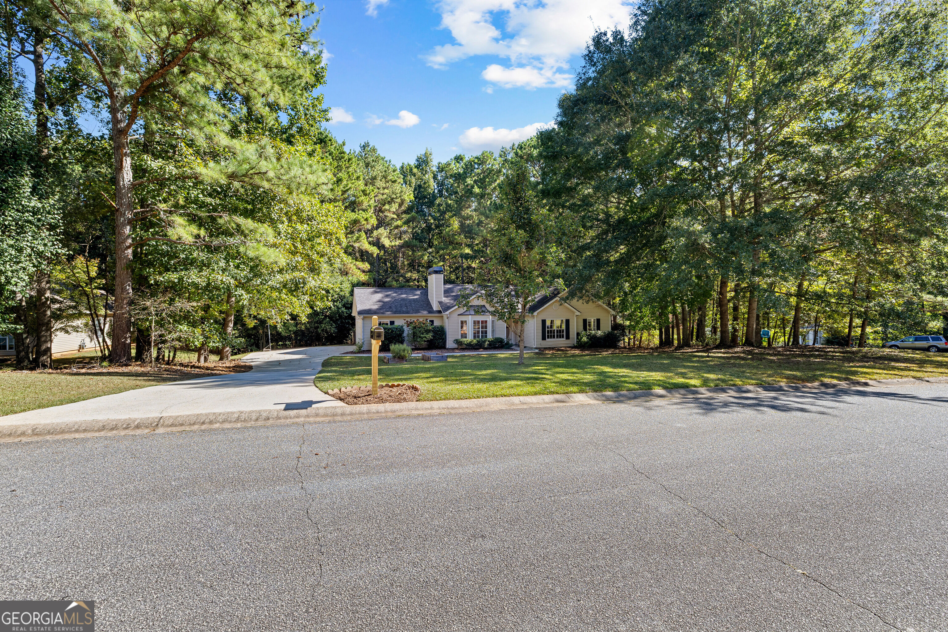 105 Paces Landing Place Property Photo 2