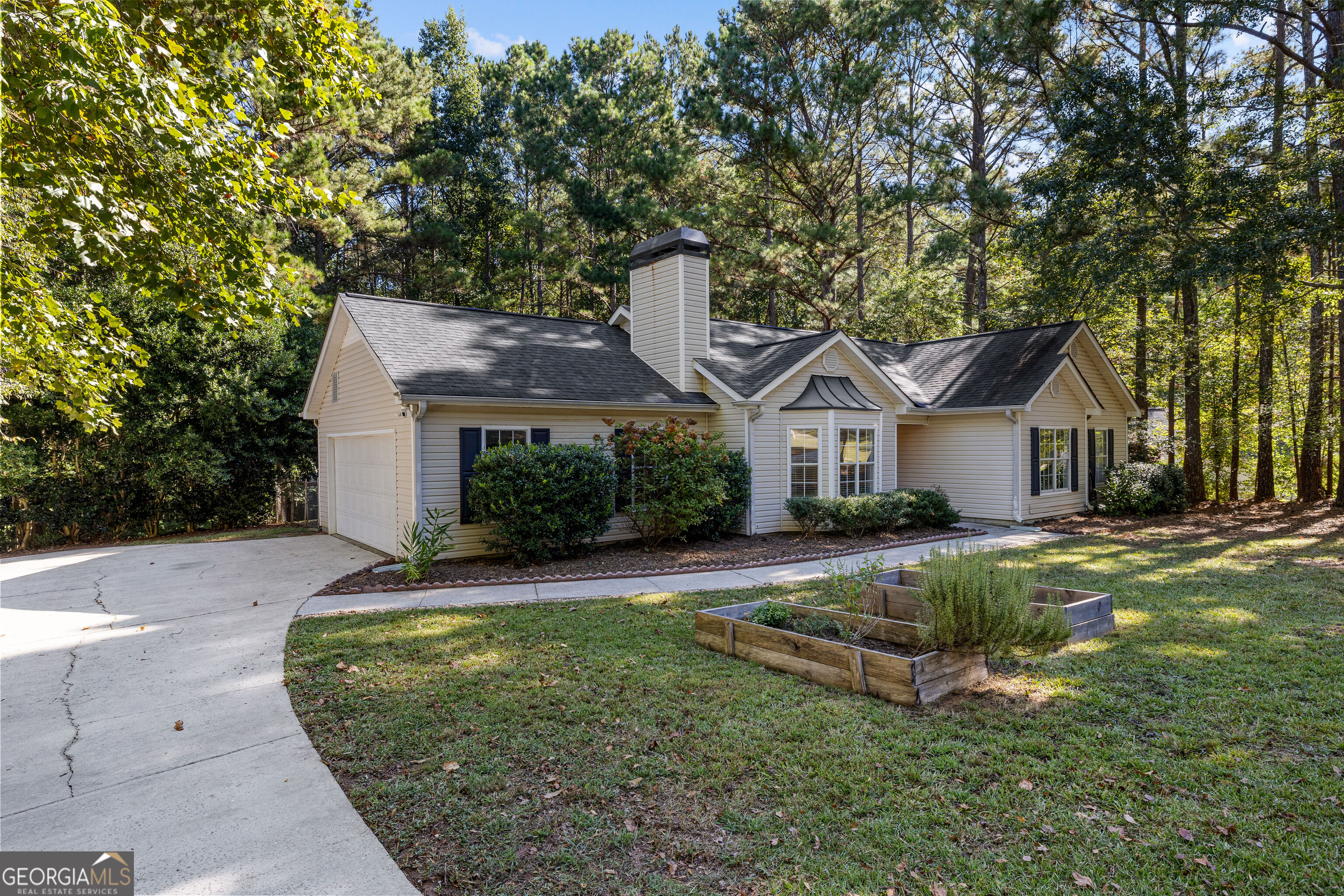 105 Paces Landing Place Property Photo 4