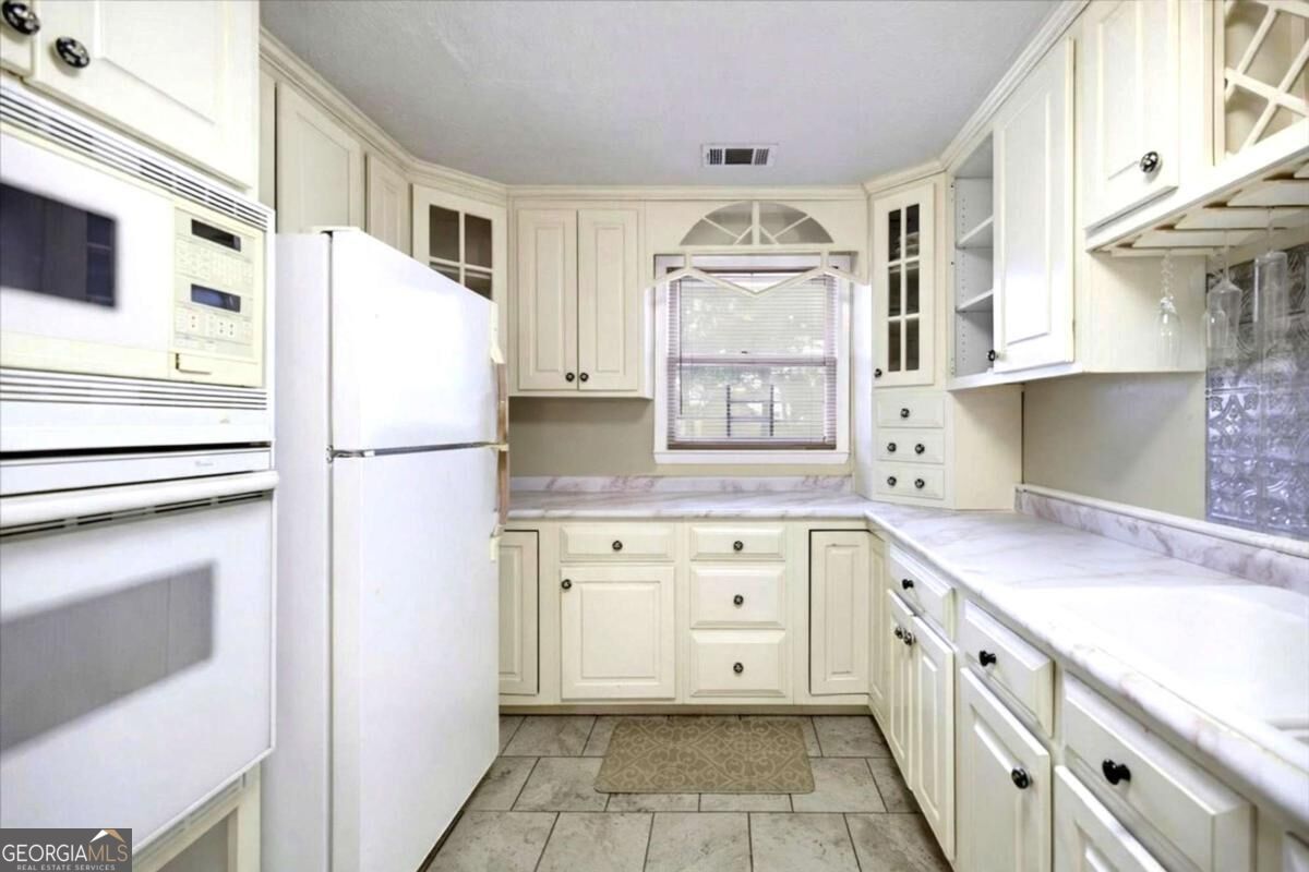 2099 Cascade Road Sw Property Photo 11