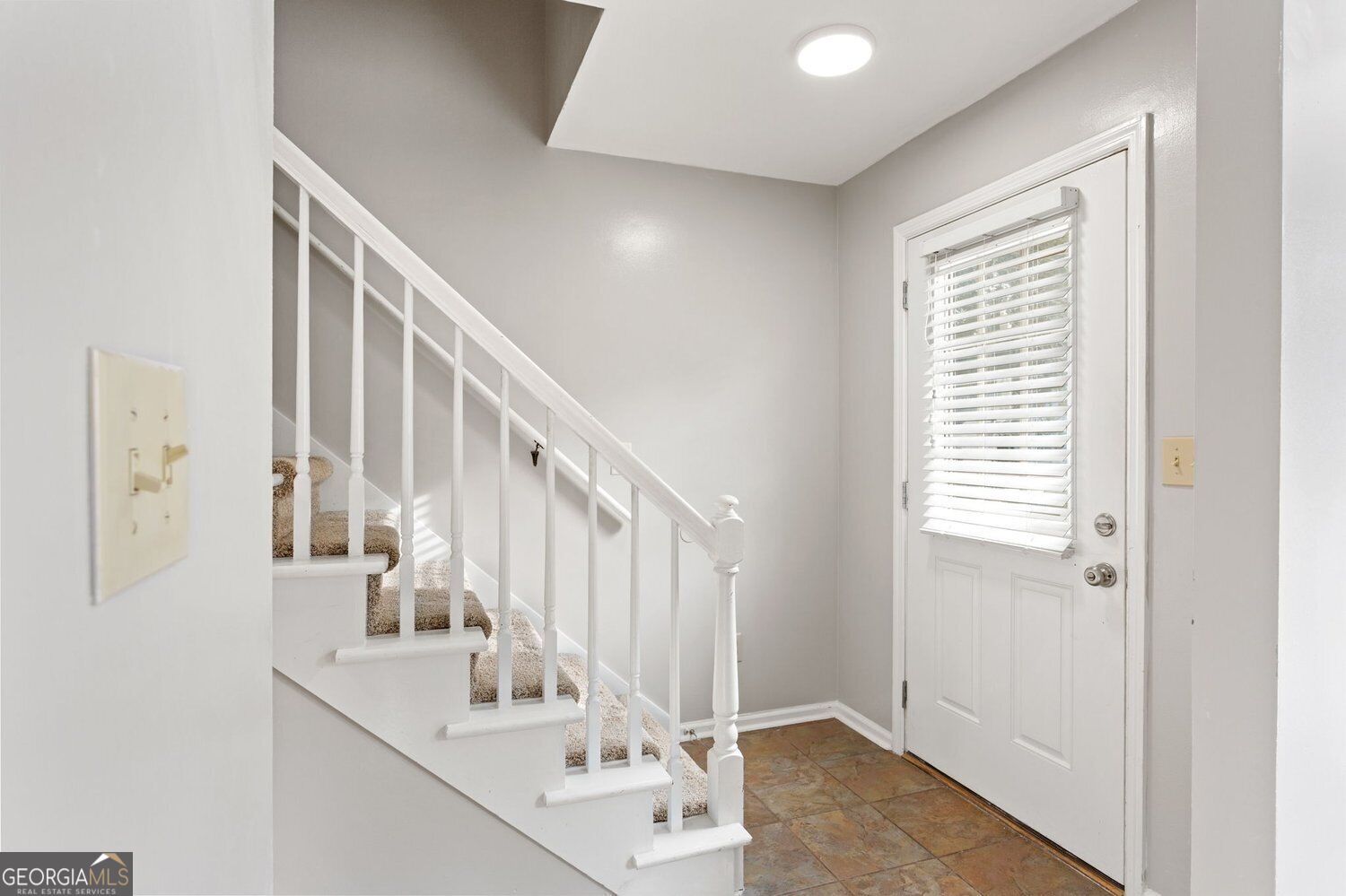 5182 Laurel Bridge Court Se Property Photo 7