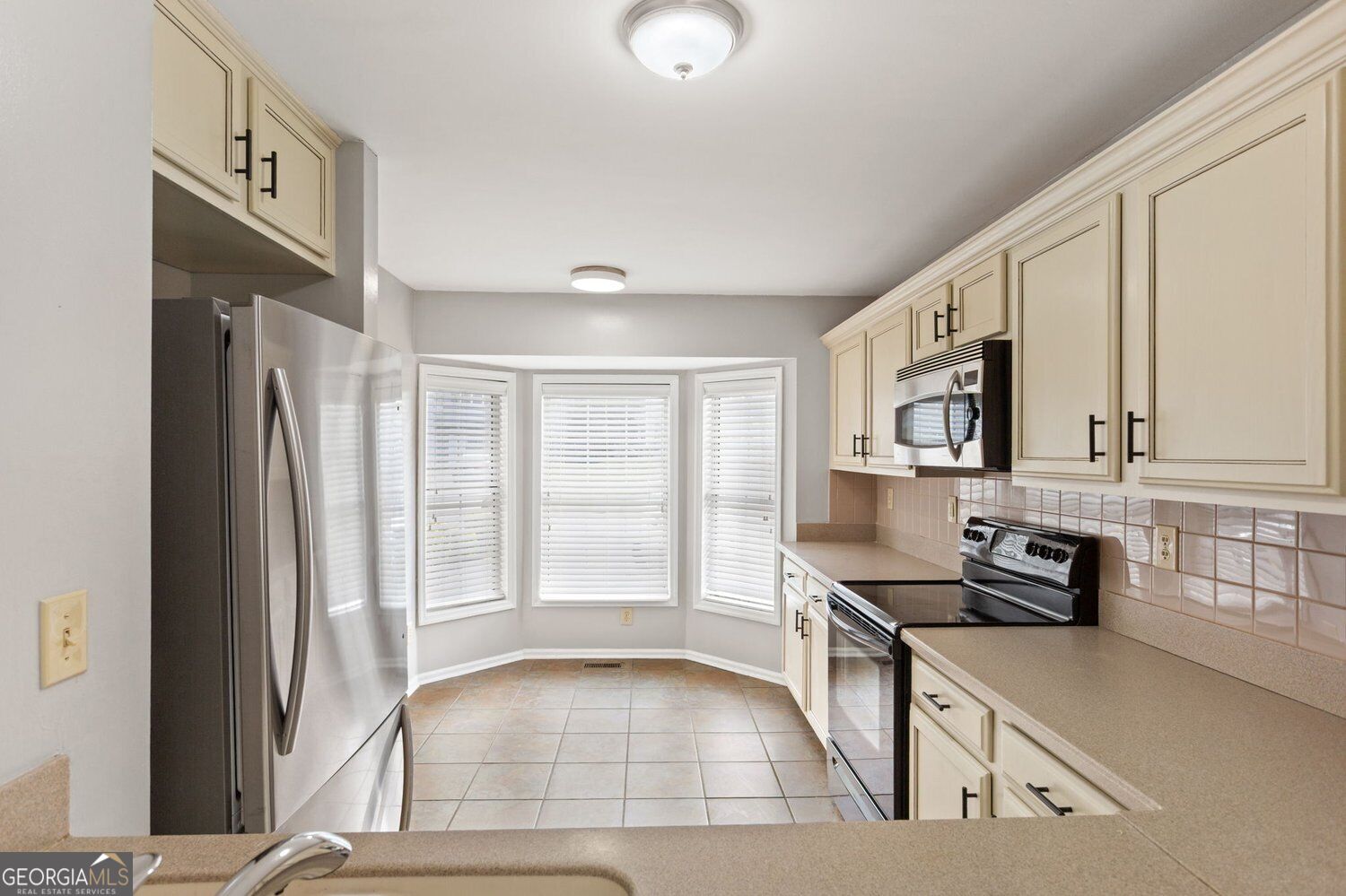 5182 Laurel Bridge Court Se Property Photo 9