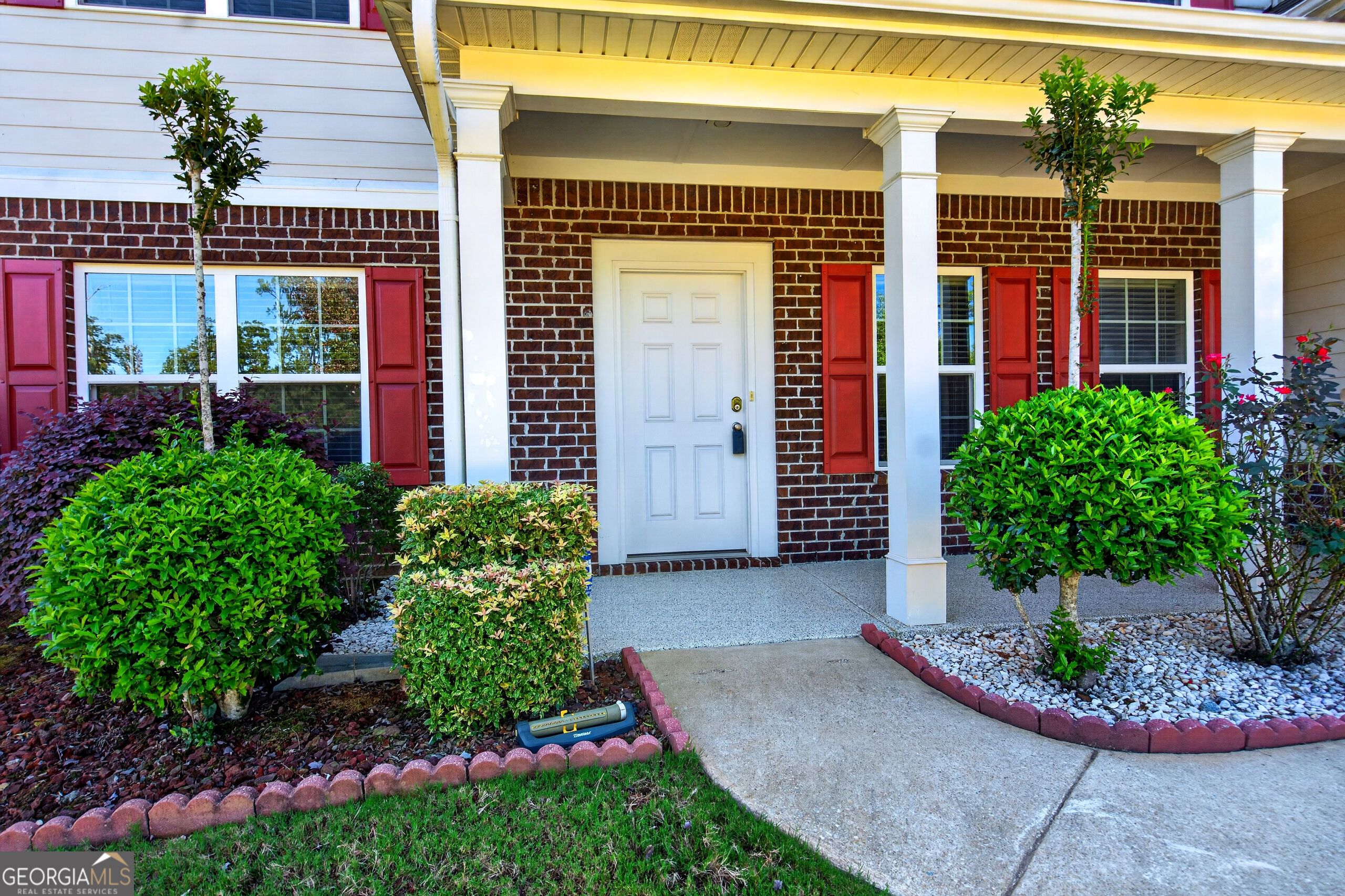 522 Bryant Lake Boulevard Property Photo 3