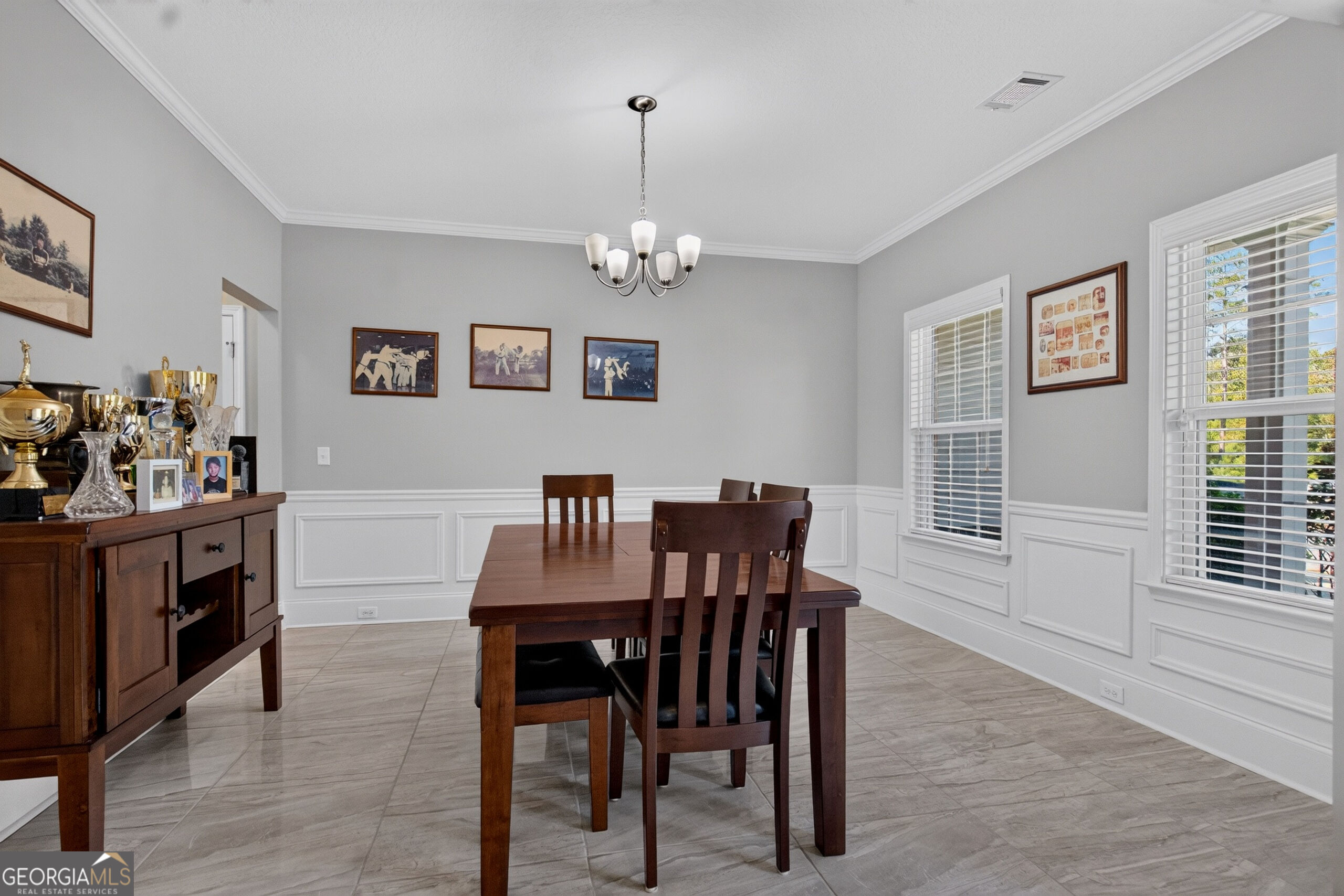 522 Bryant Lake Boulevard Property Photo 5