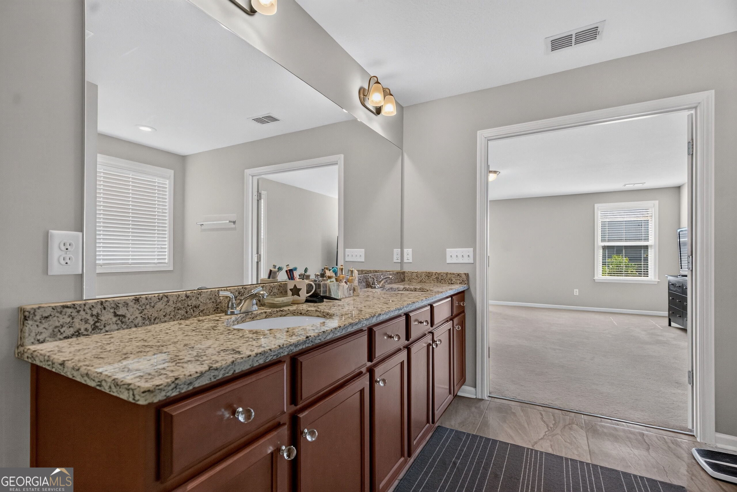 522 Bryant Lake Boulevard Property Photo 13