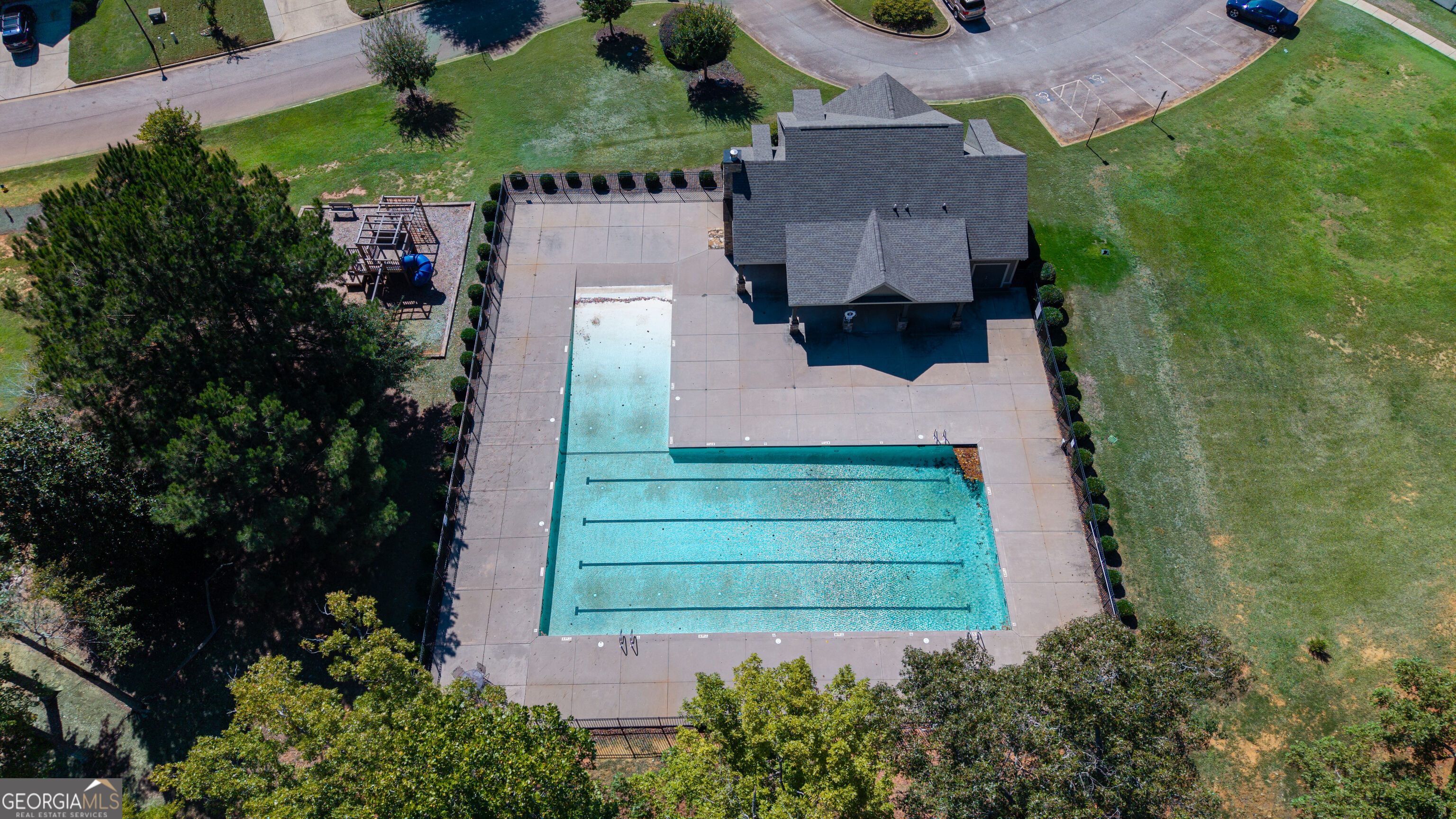 522 Bryant Lake Boulevard Property Photo 34