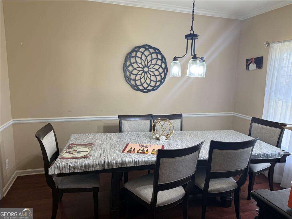 2390 Walnut Grove Way Property Photo 11