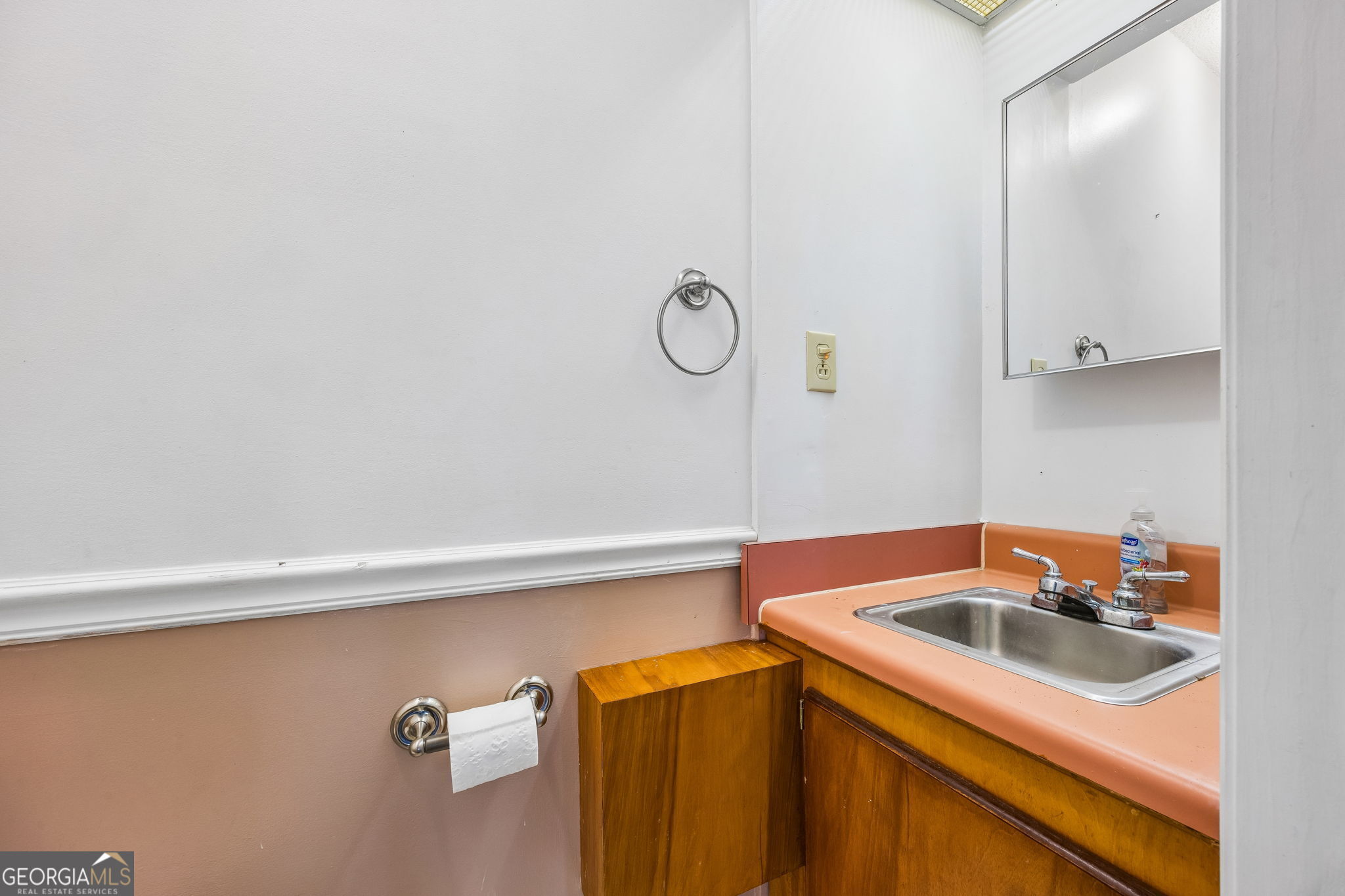 480 Mallett Street Property Photo 43