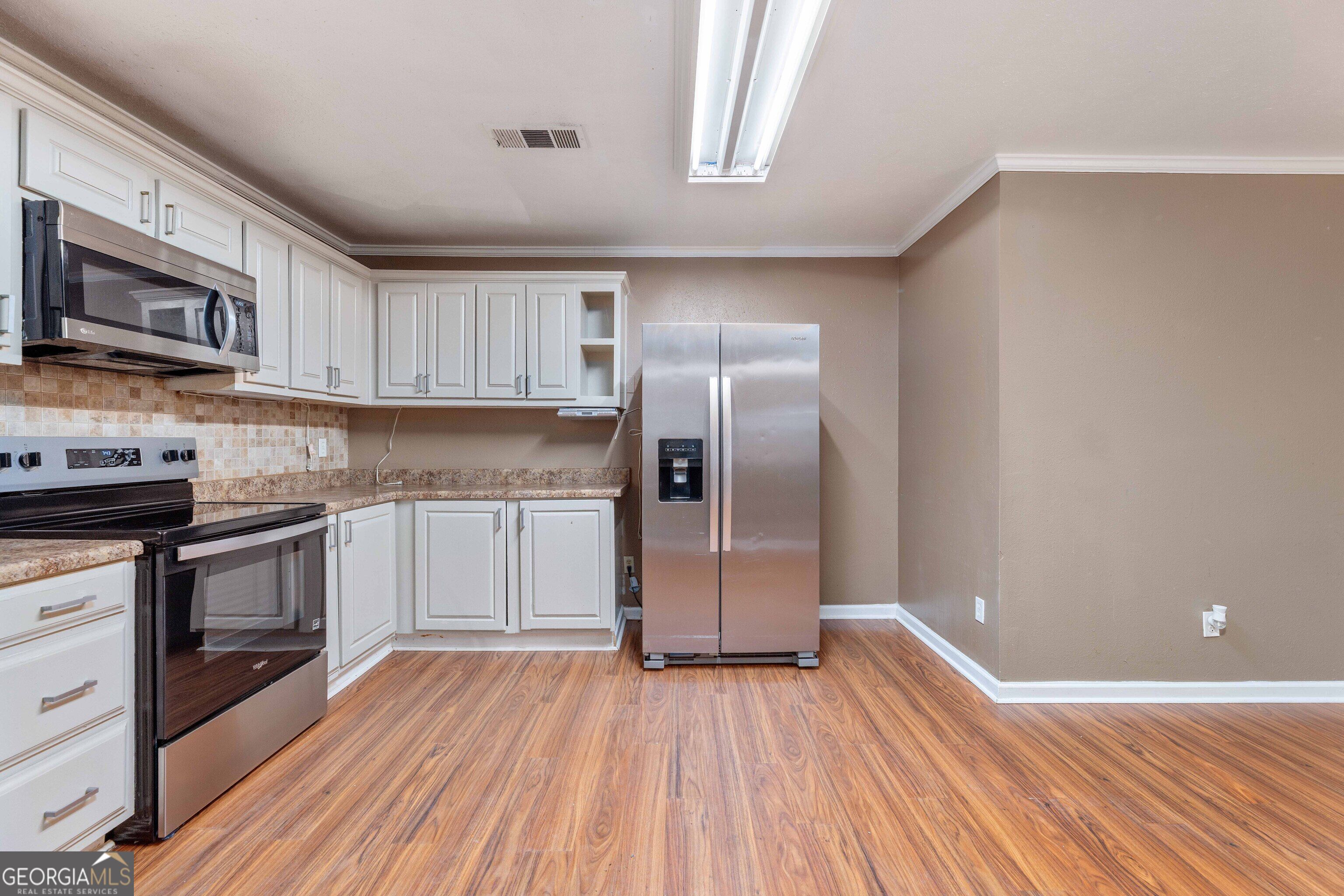 2562 Harwich Circle Property Photo 3