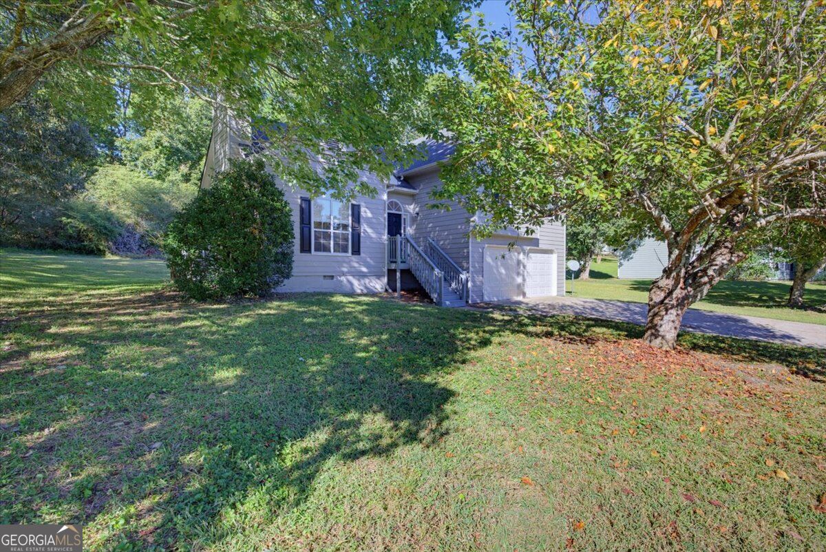 2340 Hollie Lane Property Photo 3