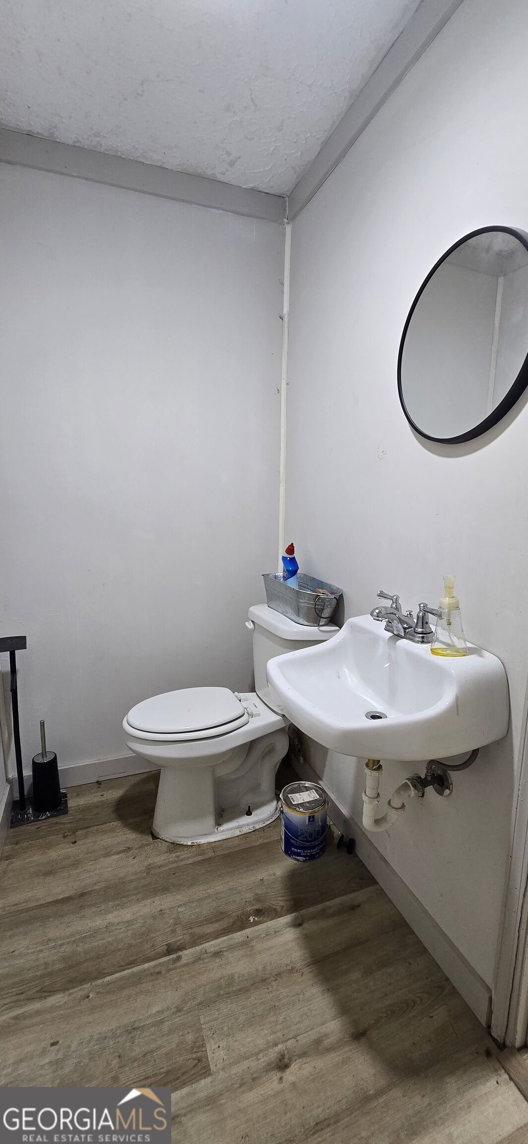 307 Saxon Street Property Photo 9