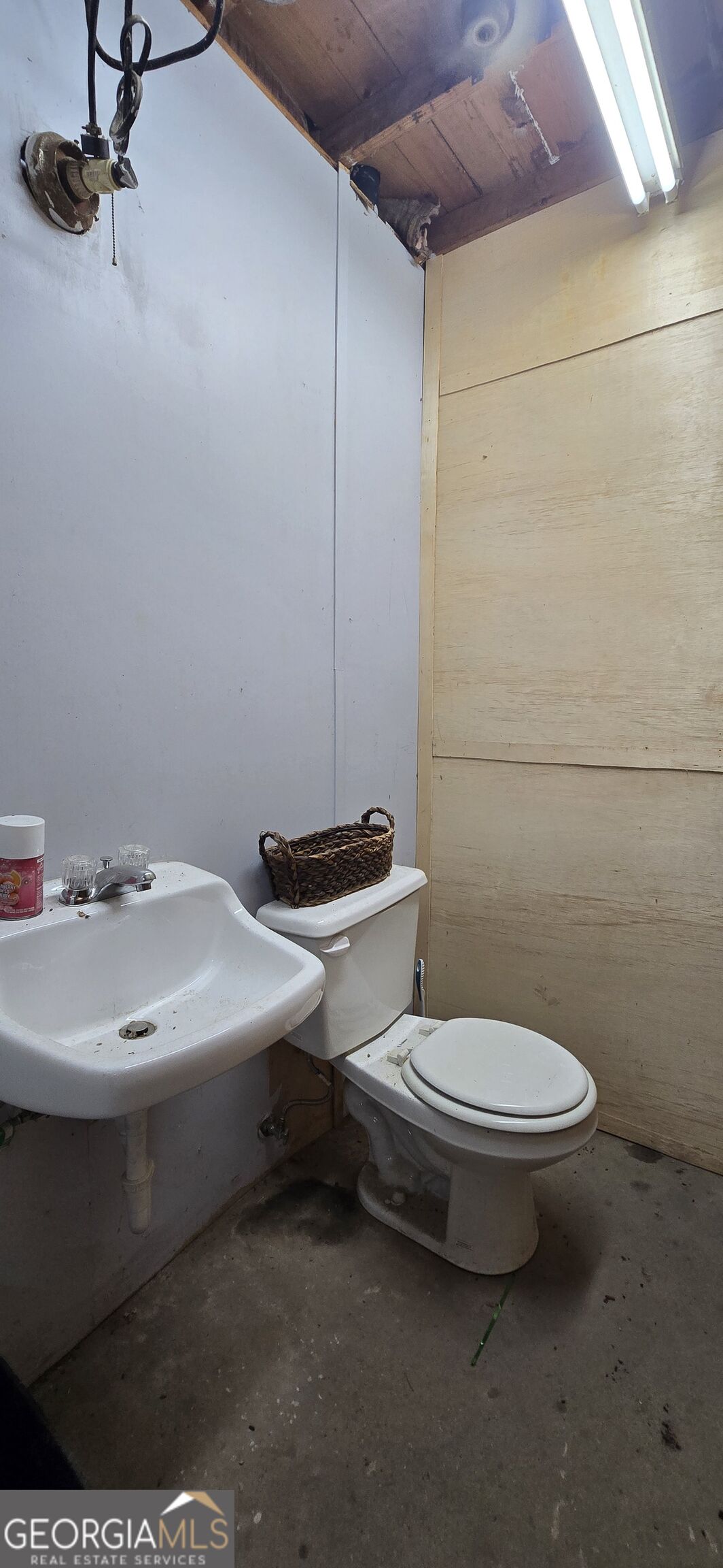 307 Saxon Street Property Photo 13