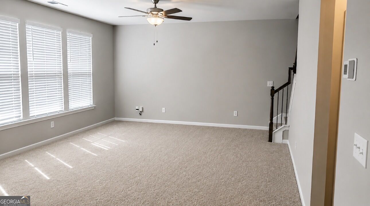 684 Ragan Court Property Photo 3