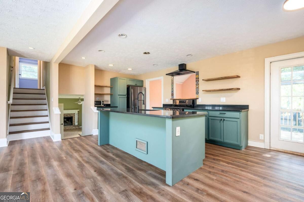 633 San Pablo Drive Property Photo 3
