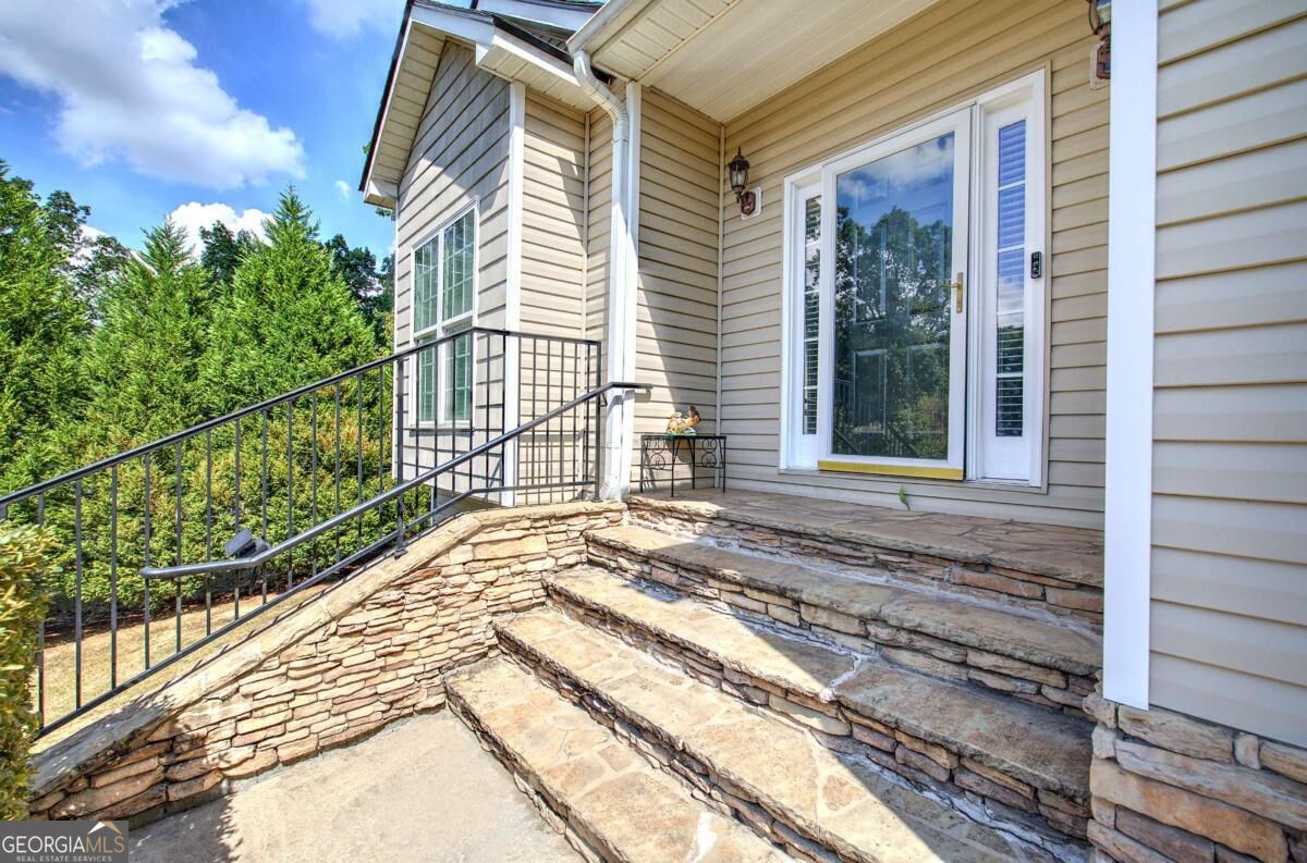 24 Lenox Drive Ne Property Photo 3