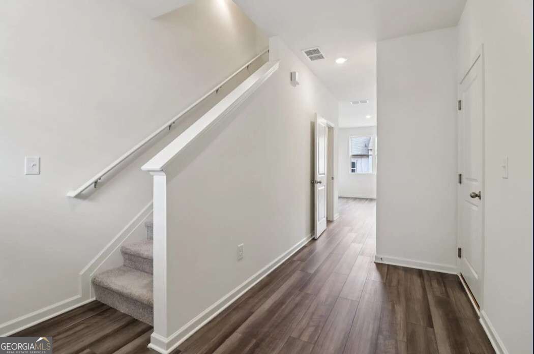 1004 Castanea Drive Property Photo 3
